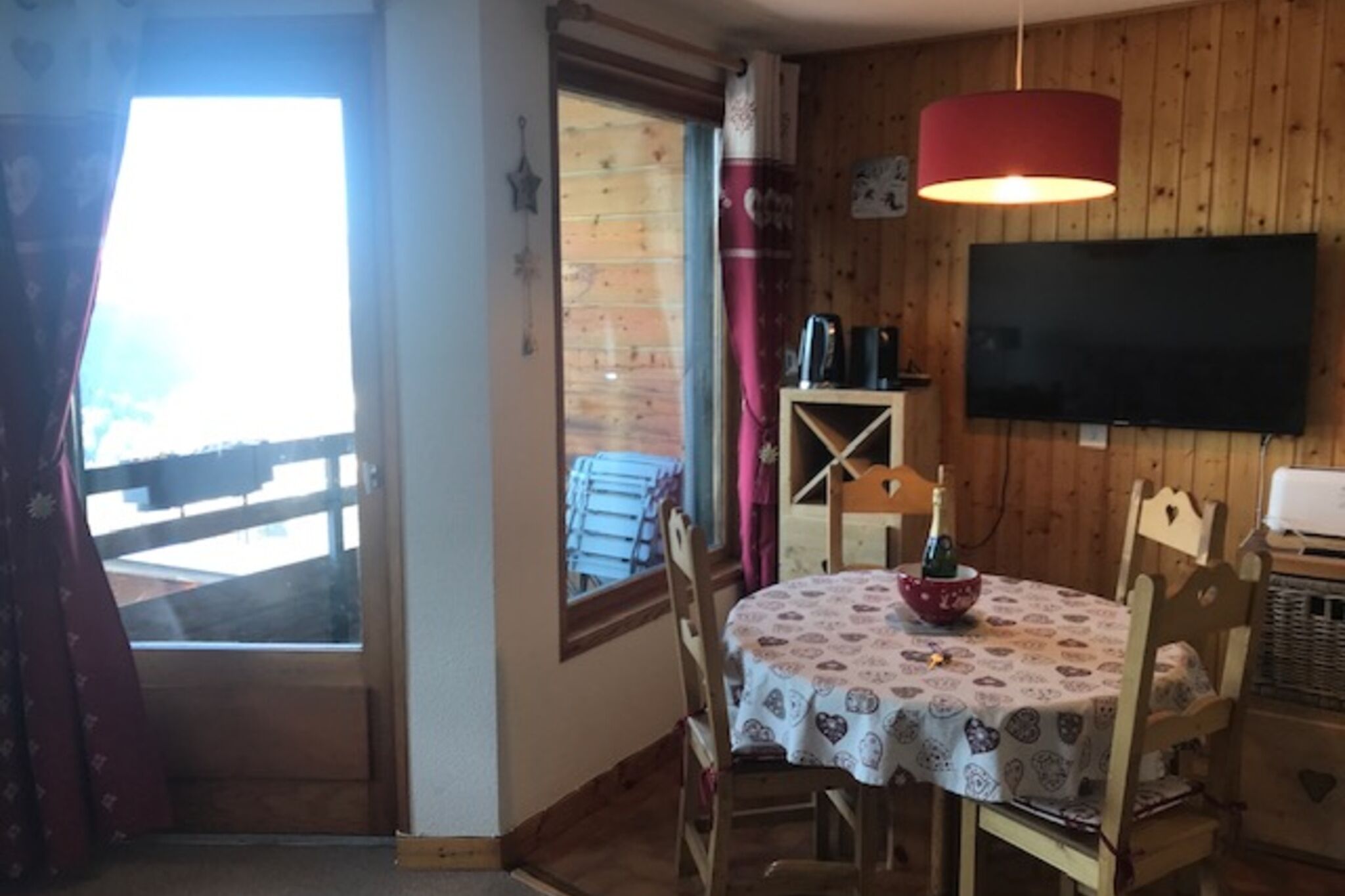 Beautiful apartment in Chatel with balcony