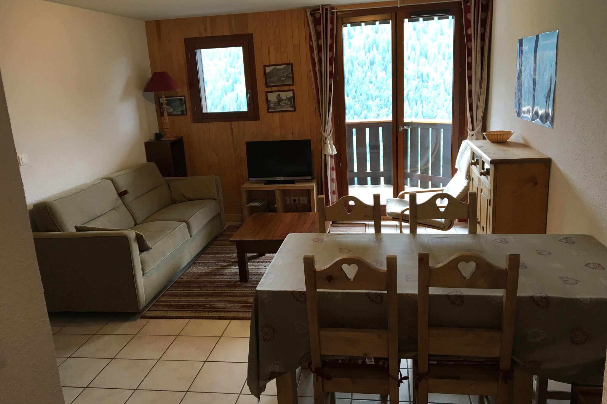 Nice apartment in Châtel near the ski slope and the center