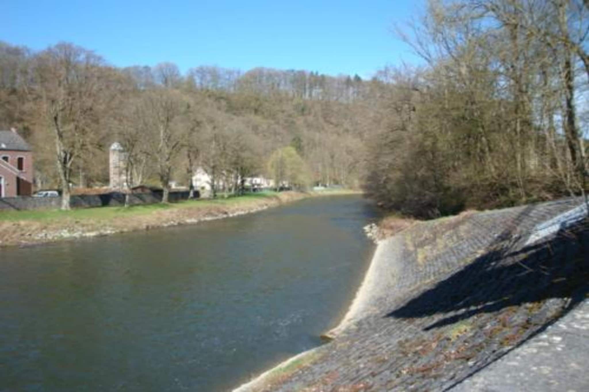 Vue sur Ourthe-Gebieden zomer 20km