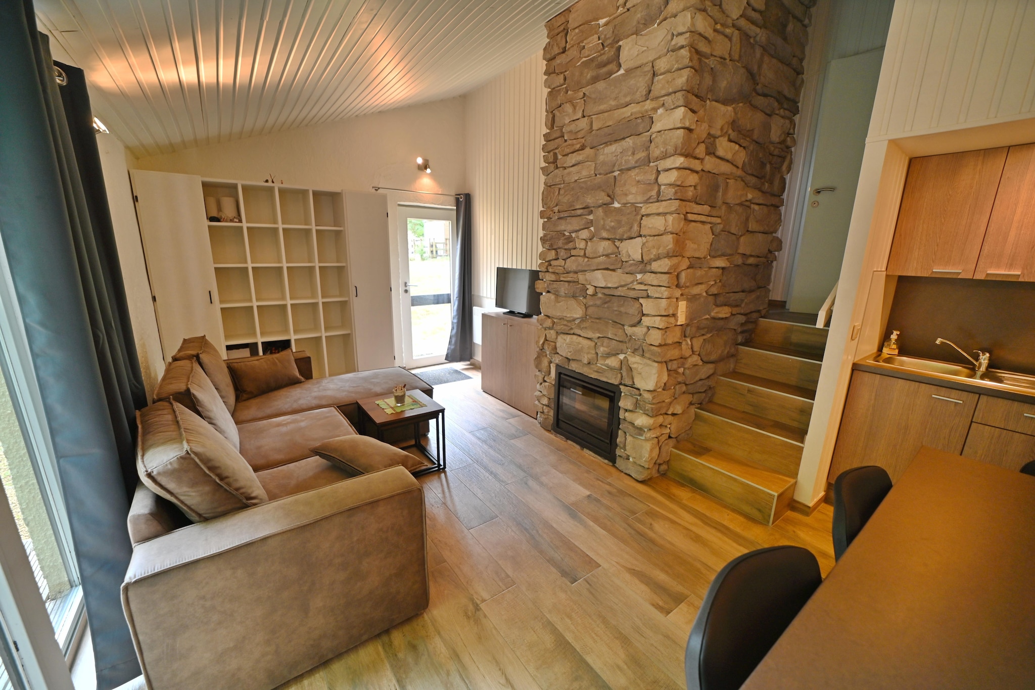 Bungalow in Virton by Vallée de Rabais Lake