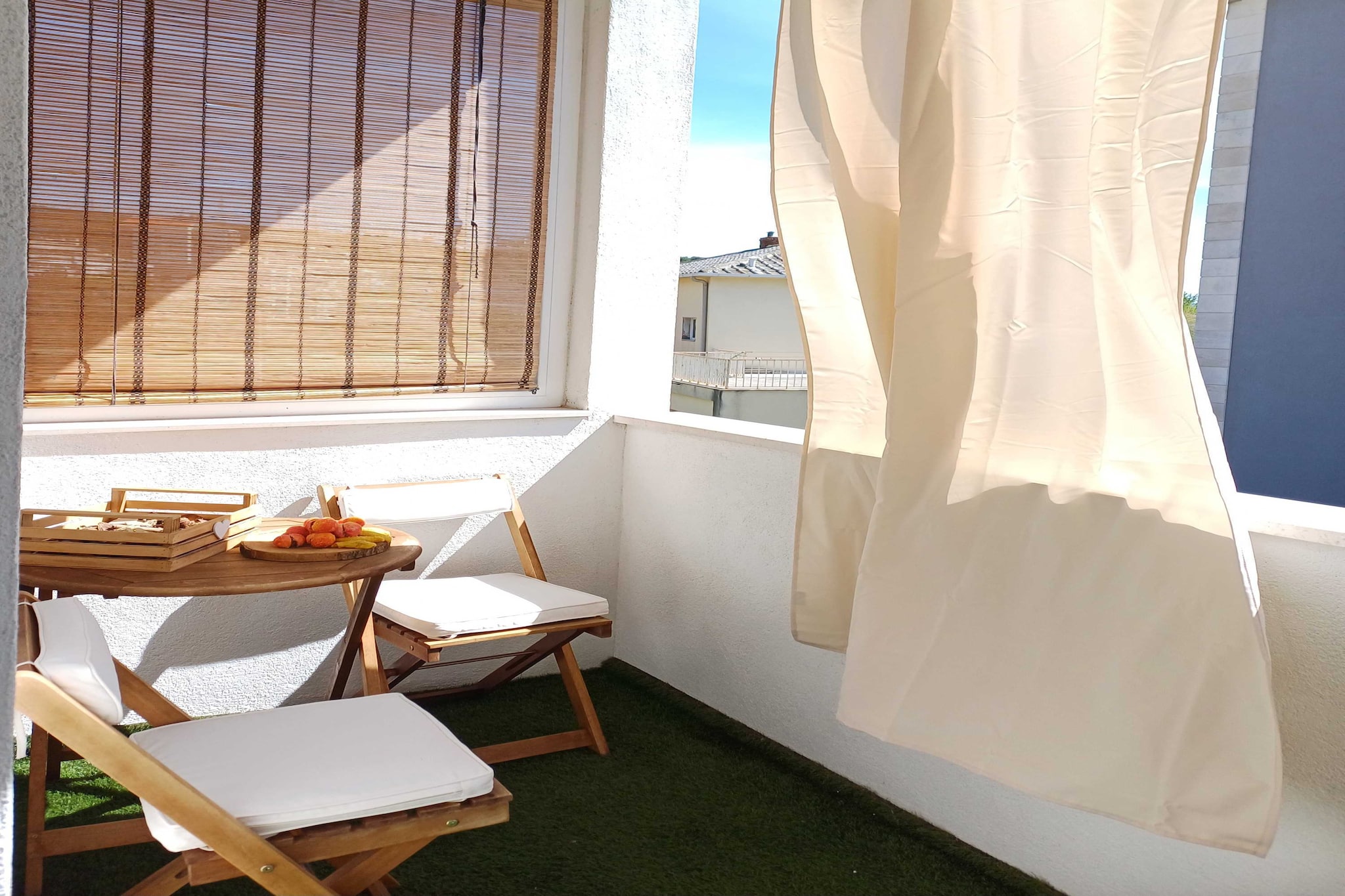 Apartments Sun & Sea - Studio Apartment with Balcony and Sea View