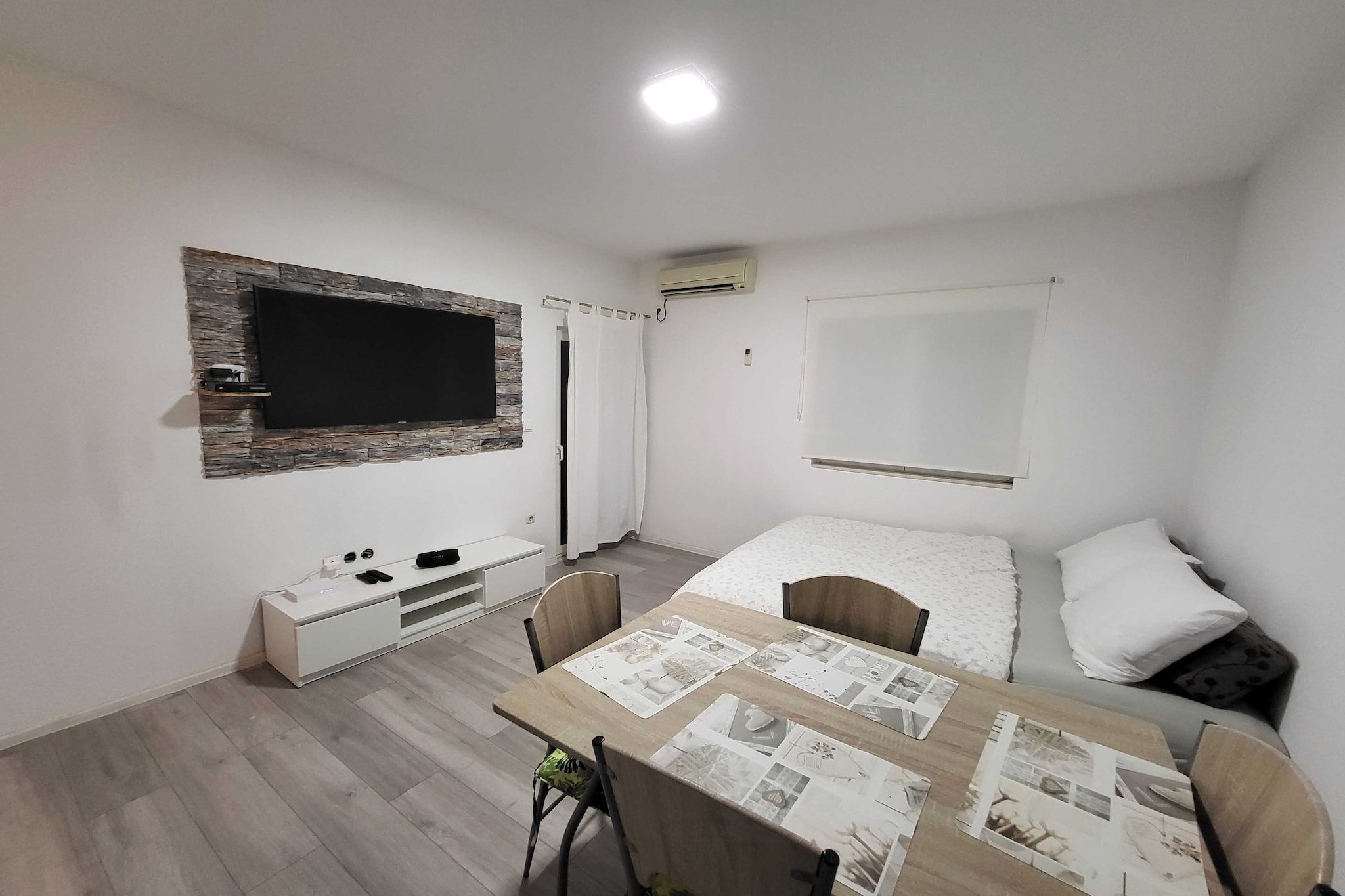 Apartments Sun & Sea - One Bedroom Apartment with Terrace (A1)