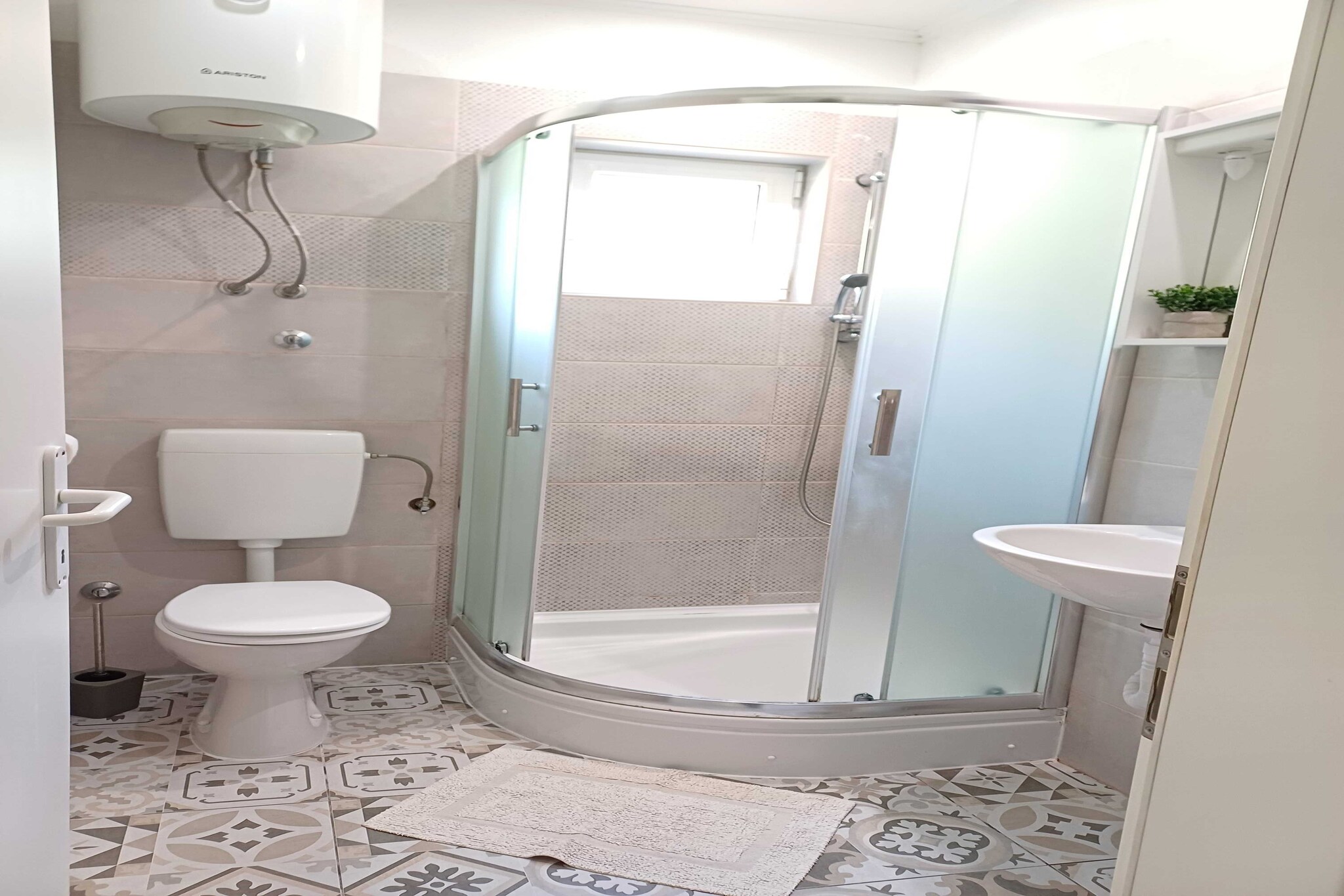 Apartments Sun & Sea - One Bedroom Apartment with Terrace (A1)-Badkamer