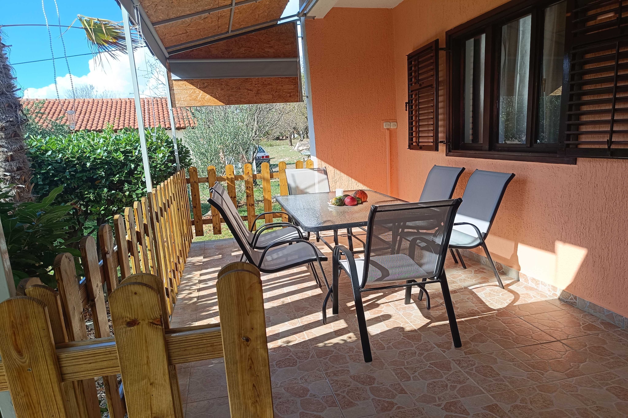 Holiday Home Višnja - Two Bedroom Holiday Home with Terrace-Terras