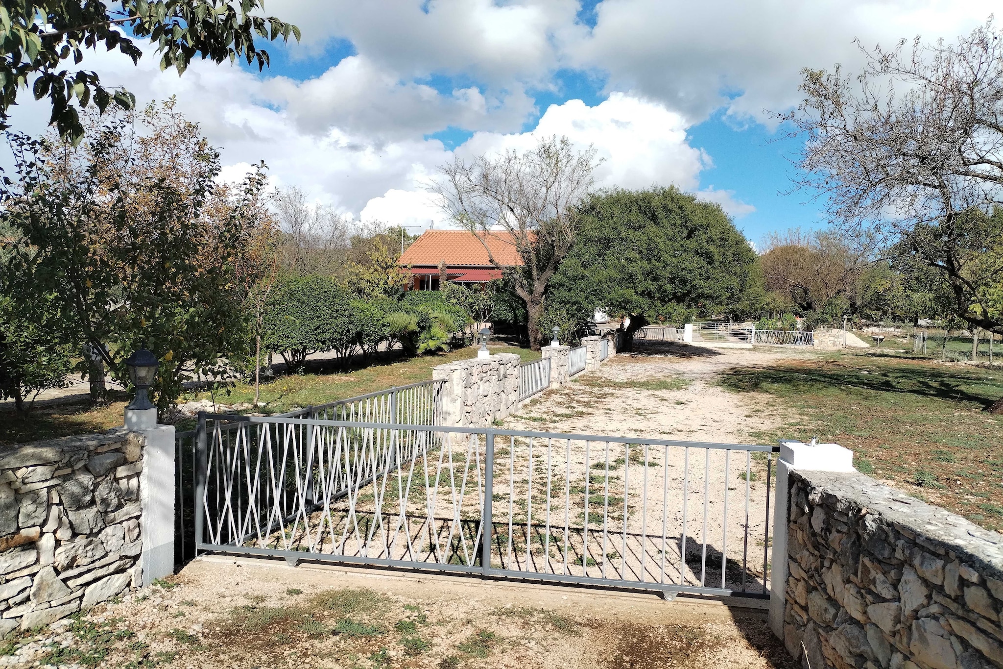 Holiday Home Višnja - Two Bedroom Holiday Home with Terrace-Buitenlucht