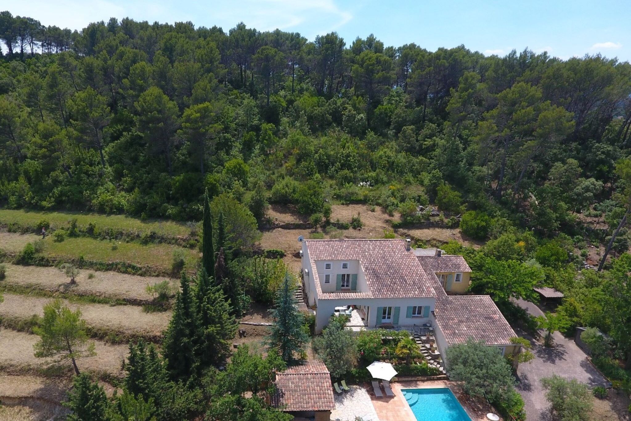 Schönes Ferienhaus in Draguignan mit privatem Pool