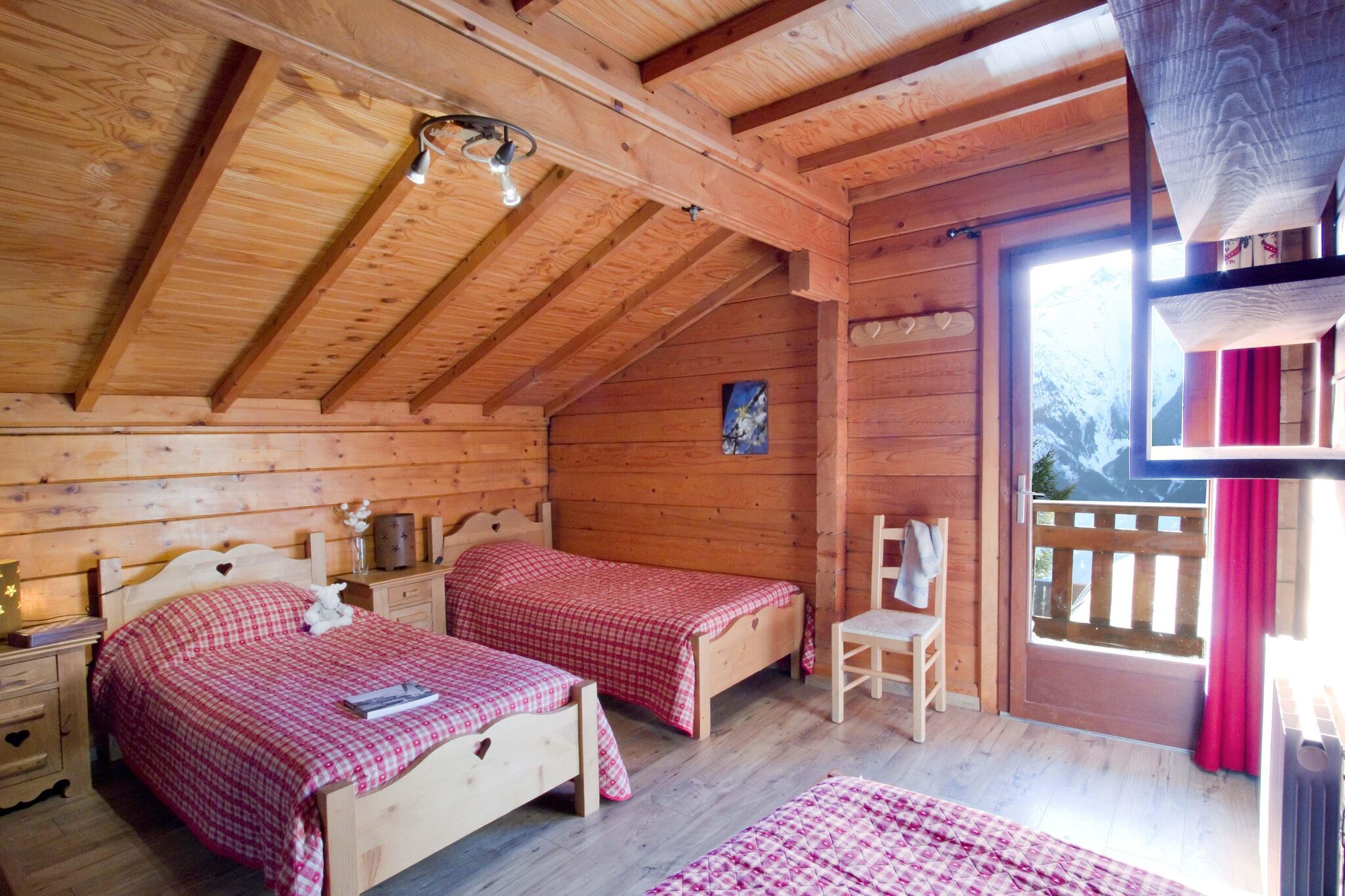 Magnifique chalet avec sauna et piscine privée aux Deux Alpes