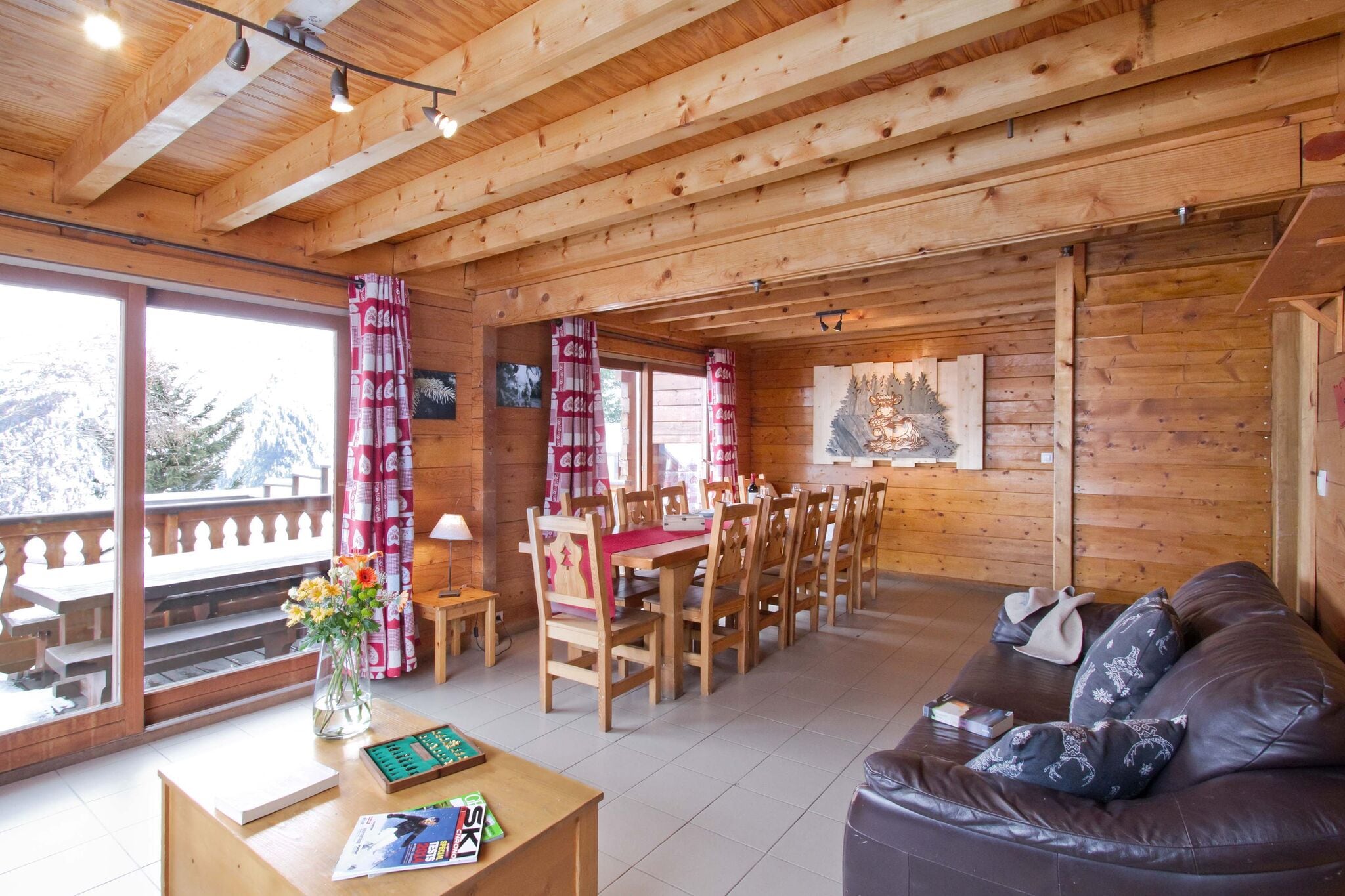 Chalet with private pool with a telescopic roof in Les Deux Alpes