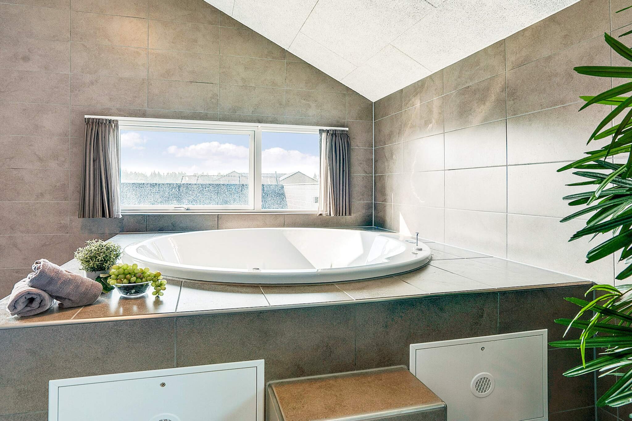 Luxe vakantieverblijf met zwembad - Spa