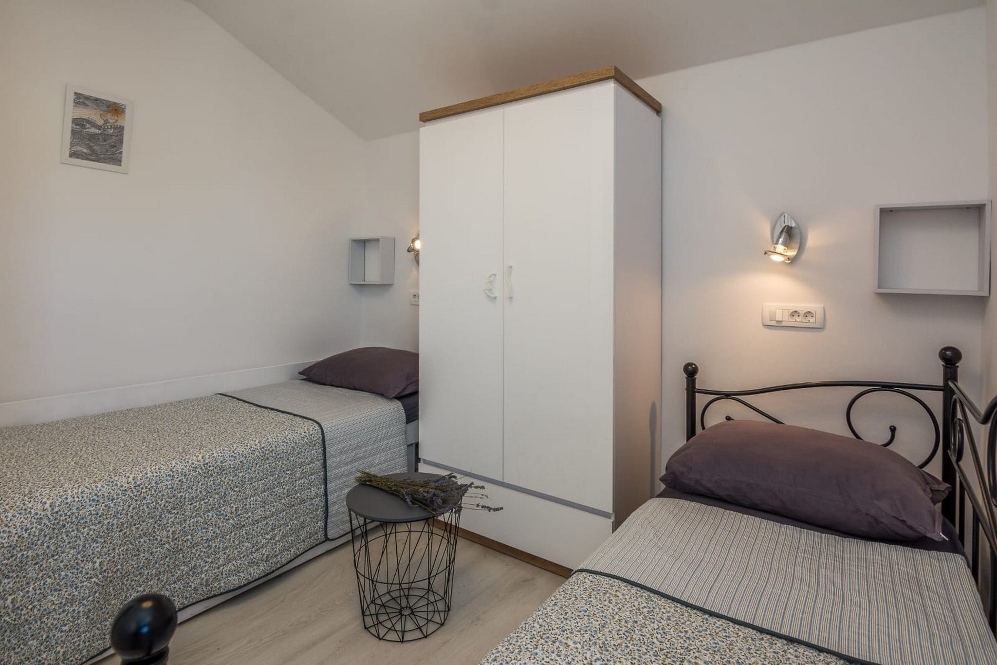 Apartments Sea Eyes - Two Bedroom Apartment with Balcony and Sea View (Kat)-Bedroom