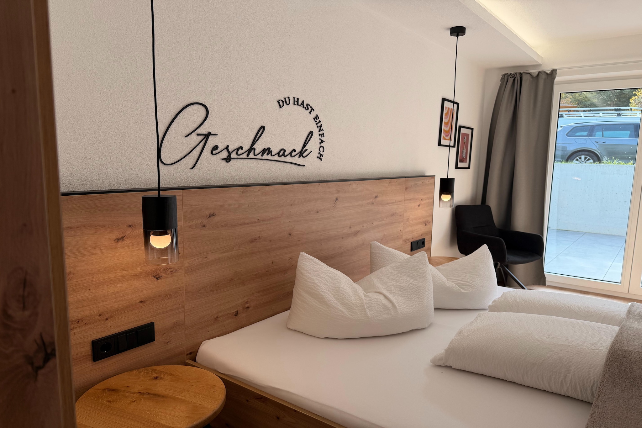 This modern holiday apartment is located in the heart of Sölden, just an 8-minute walk from the cable car station. Families and friends who value elegance, a quiet location and relaxation will feel right at home here. A special highlight is the large terrace with a view of the ski area and the mountains.

In Sölden you can experience pure winter fun with 144 kilometers of pistes, 2 glaciers, 31 modern lifts, 3 3,000m peaks including viewing platforms! The unique James Bond adventure world 007 ELEMENTS is also located here. In summer, Sölden offers more than 300 km of hiking trails in a fascinating mountain world at over 3,000 meters.

The newly built apartment is modern and tastefully furnished and has a beautiful living and dining area with an open kitchen, where you will also find a dishwasher, as well as a TV and a sofa bed for one person. The two bathrooms are equipped with a comfortable walk-in shower. You can park in the underground car park.
 

