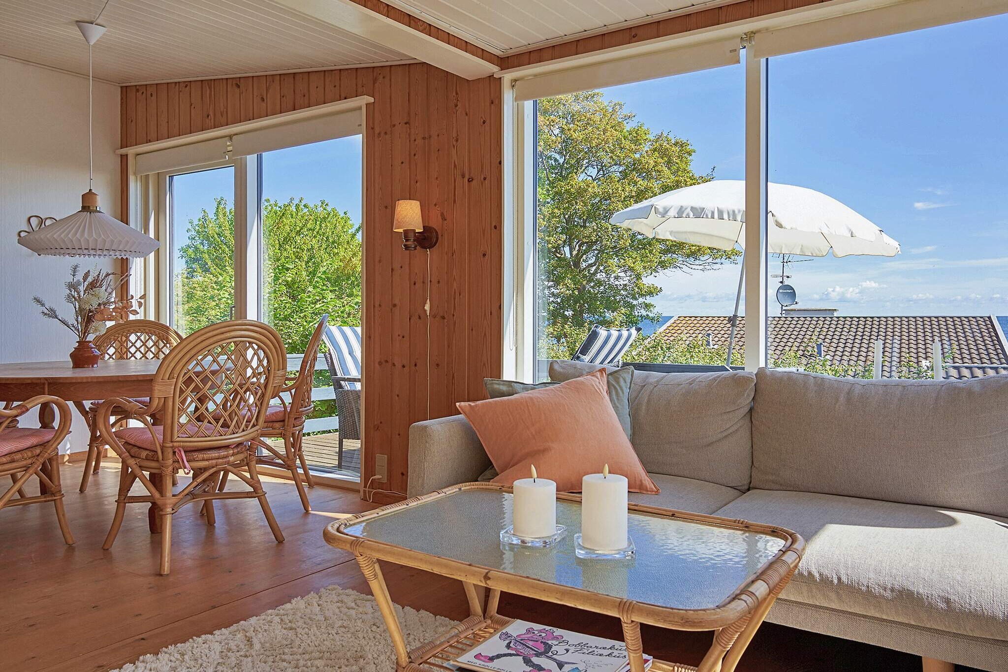 Heerlijk genieten van de zee in Sandkas - Binnen