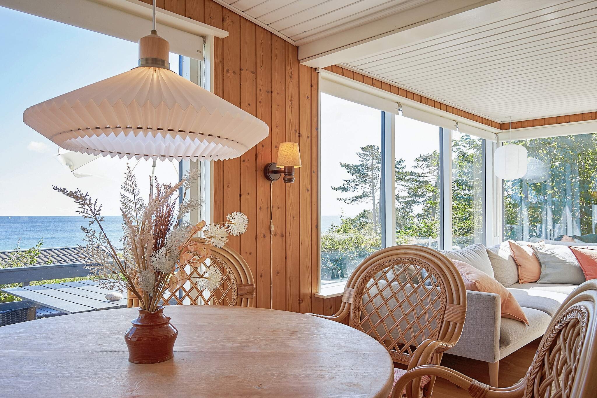 Heerlijk genieten van de zee in Sandkas - Binnen