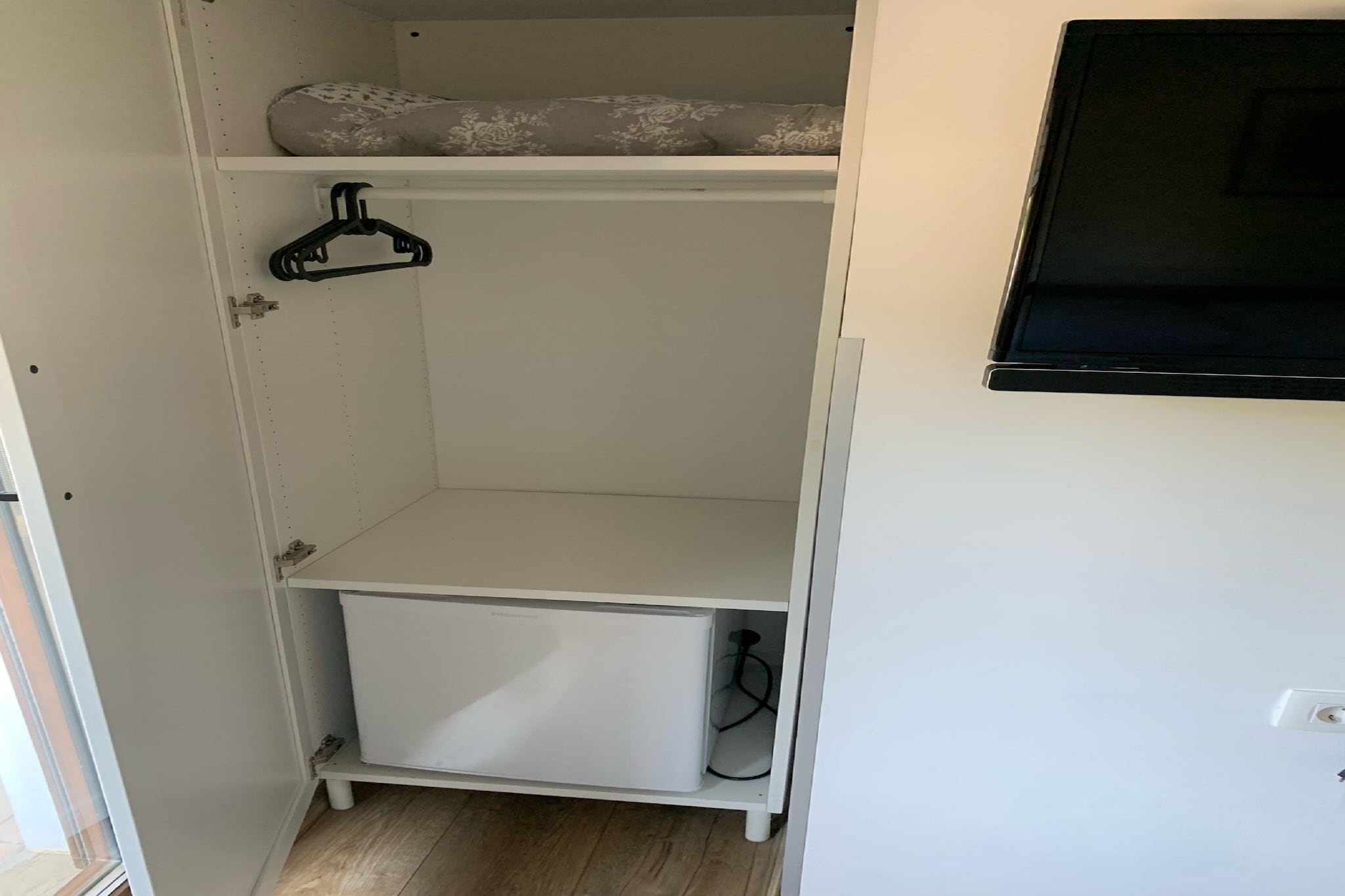 Guesthouse Family Bosnic - Double Room with Balcony - 5