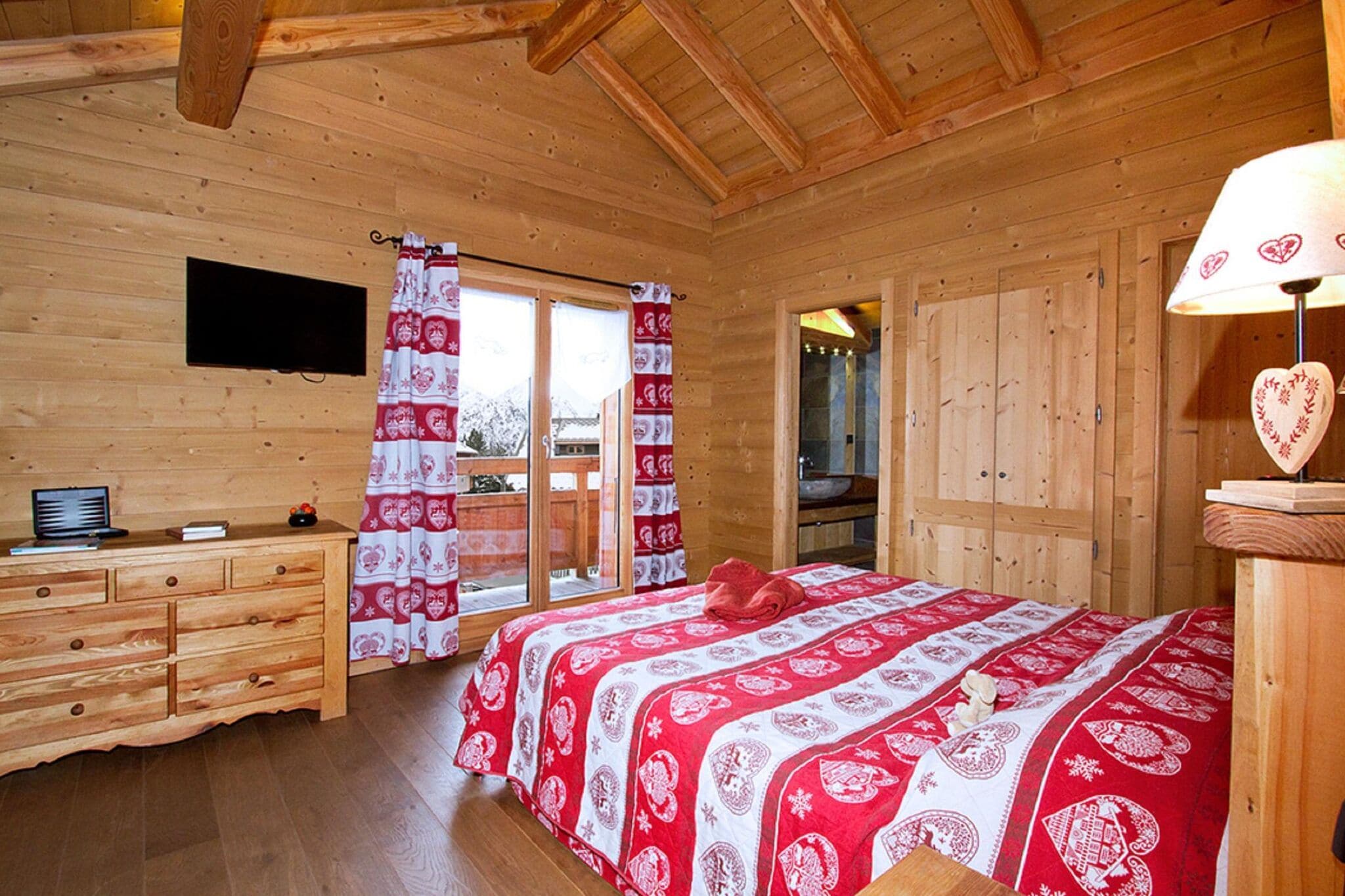 Schönes Chalet für 14 Personen mit Sauna und privatem Pool in Les Deux Alpes