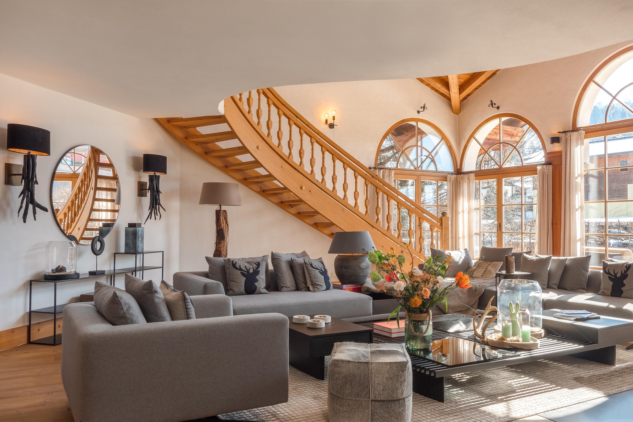 Ground floor: (Entrance, Living room(TV, fireplace, seating area), dining room(dining table, fireplace, seating area), Kitchen(dining table, hob, electric kettle, toaster, hood, coffee machine(cups), oven, microwave, dishwasher, fridge-freezer), Bedroom with bathroom(70 m2)(double bed, double sofa bed, Bubble bath, shower, toilet, hairdryer), toilet(toilet), Turkish steambath)\n\nOn the 1st floor: (Bedroom with bathroom(30 m2)(double bed, bunk bed, bathtub or shower, washbasin, toilet, hairdryer), Bedroom with bathroom(30 m2)(single bed, single bed, double bed, shower, washbasin, toilet, hairdryer), Bedroom with bathroom(60 m2)(double bed, Bubble bath, shower, washbasin, toilet), Bedroom with bathroom(60 m2)(double bed, Bubble bath, shower, washbasin, toilet), Turkish steambath, Turkish steambath)\n\nBasement: (Living room(TV, seating area), fridge, table football, billiards)\n\nrecreation room, ski storage, garage, garage, garage, carport, stove, bar, steam shower, sauna, washing machine, ski boot heaters, heating, terrace, garden, bicycle storage, garden furniture, sun loungers, BBQ, parking, deckchairs, table tennis table, children\'s bed, ironing board