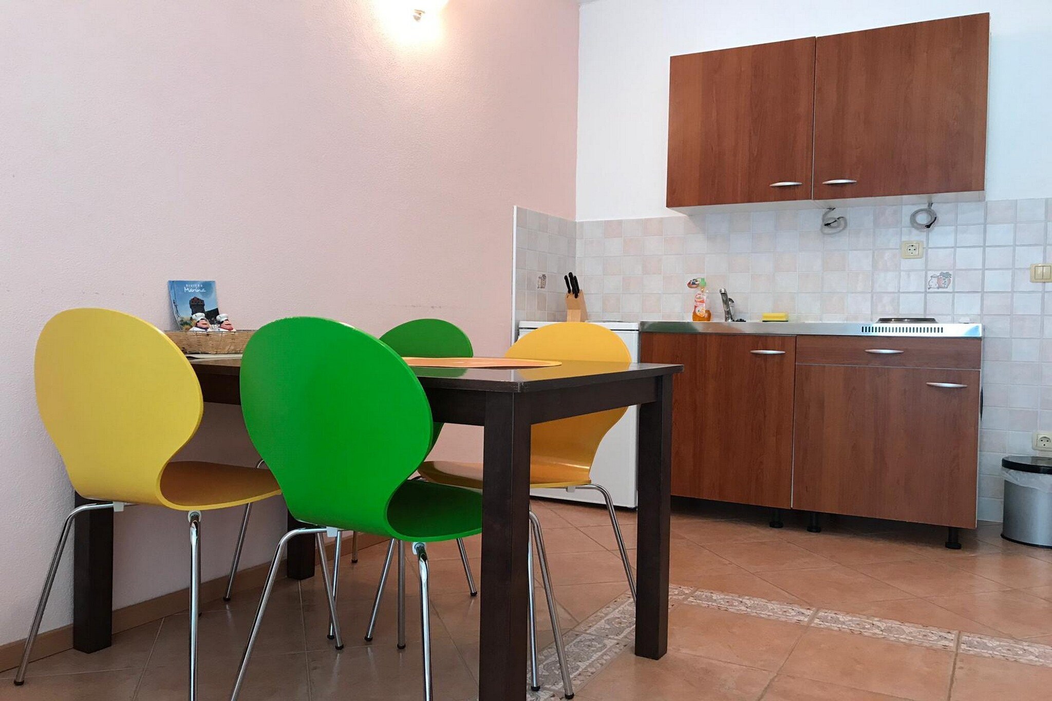 Apartments Semafor are located in a small place called Poljica, only 6 km away from Seget Vranjica. 

BBQ grill as well as an outdoor dining area are at your disposal, which makes this place a perfect spot for a nice and relaxing family or friends vacation. Apartments Semafor area located only 150 m from the beach! 

Private parking is provided, reservation is not required. 

Free Wi-fi is available throughout the property. 

Pets are welcome at this property.

This one bedroom apartment with terrace  and sea view can accommodate up to four people. It features air-conditioning as well as SAT LCD TV. The open space living room comes with sofa and sitting area, and it's combined with the equipped kitchen and dining area. The private bathroom comes with shower and toilet.
This apartment is located on the first floor.

If you want to spend your vacation in a peaceful and quiet environment, far from the city crowds, and also to have nearby all you need during your holidays, Apartments Semafor are the best choice for you. Beach is only 150 m away from the property! Market is only 30 m away, while restaurant and bar can be found 400 m away from the property.

Split airport is 14 km from the property, while bus stop is only 200 m away.