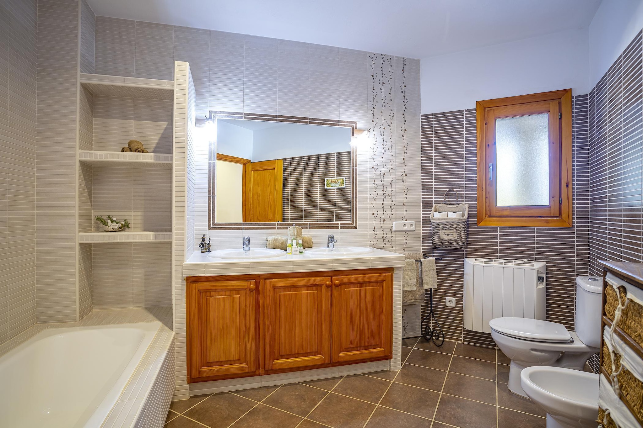 SES SAVINES-Badkamer