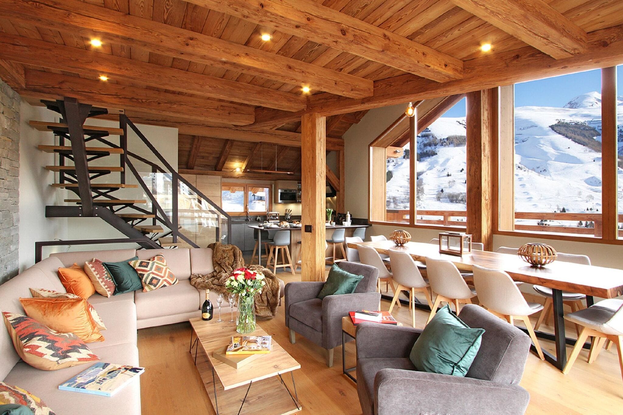 Modern 12-person chalet with panoramic views in Les Deux Alpes