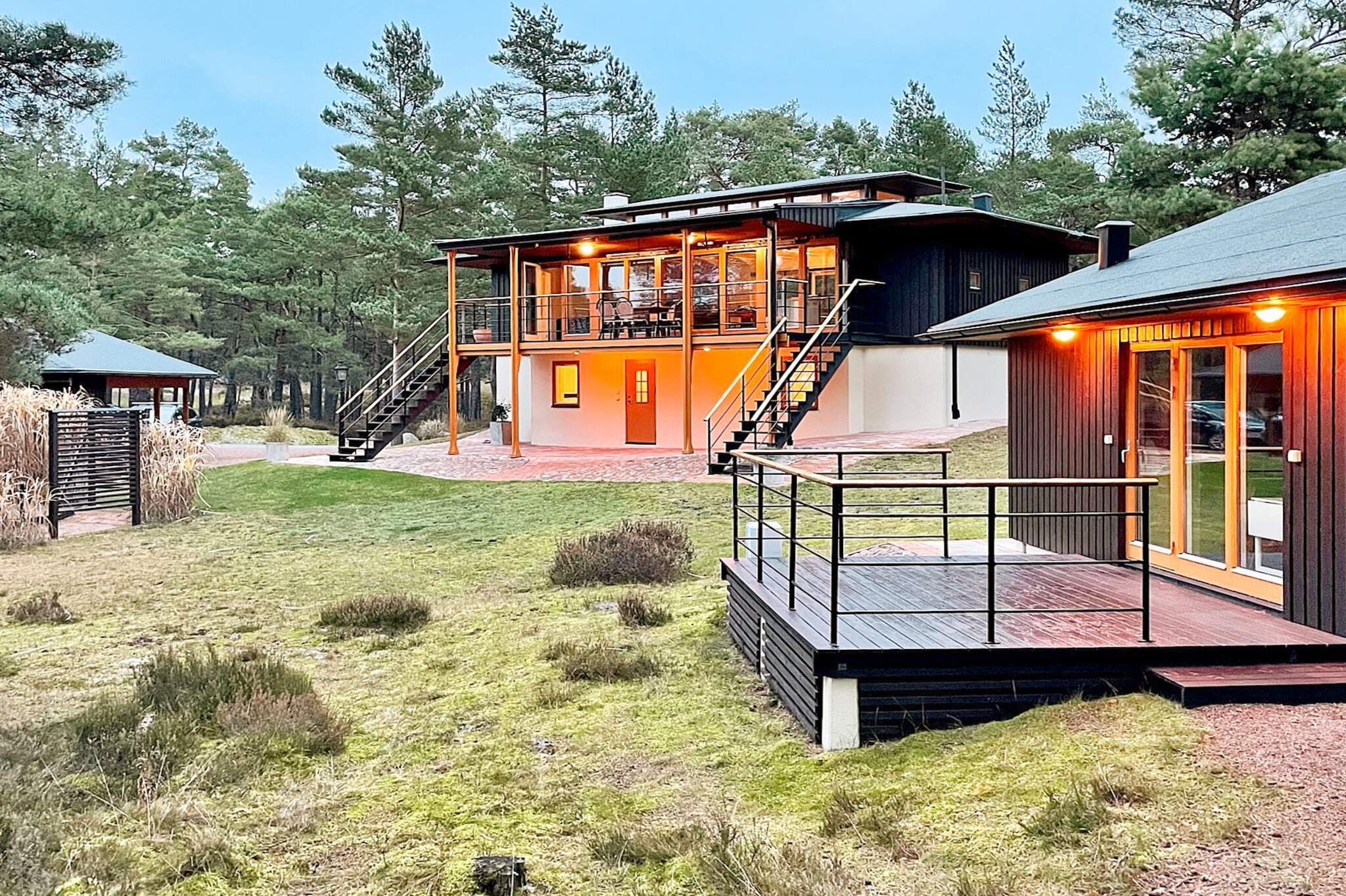 Cottage confortable près de la plage à Ahus - Extérieur