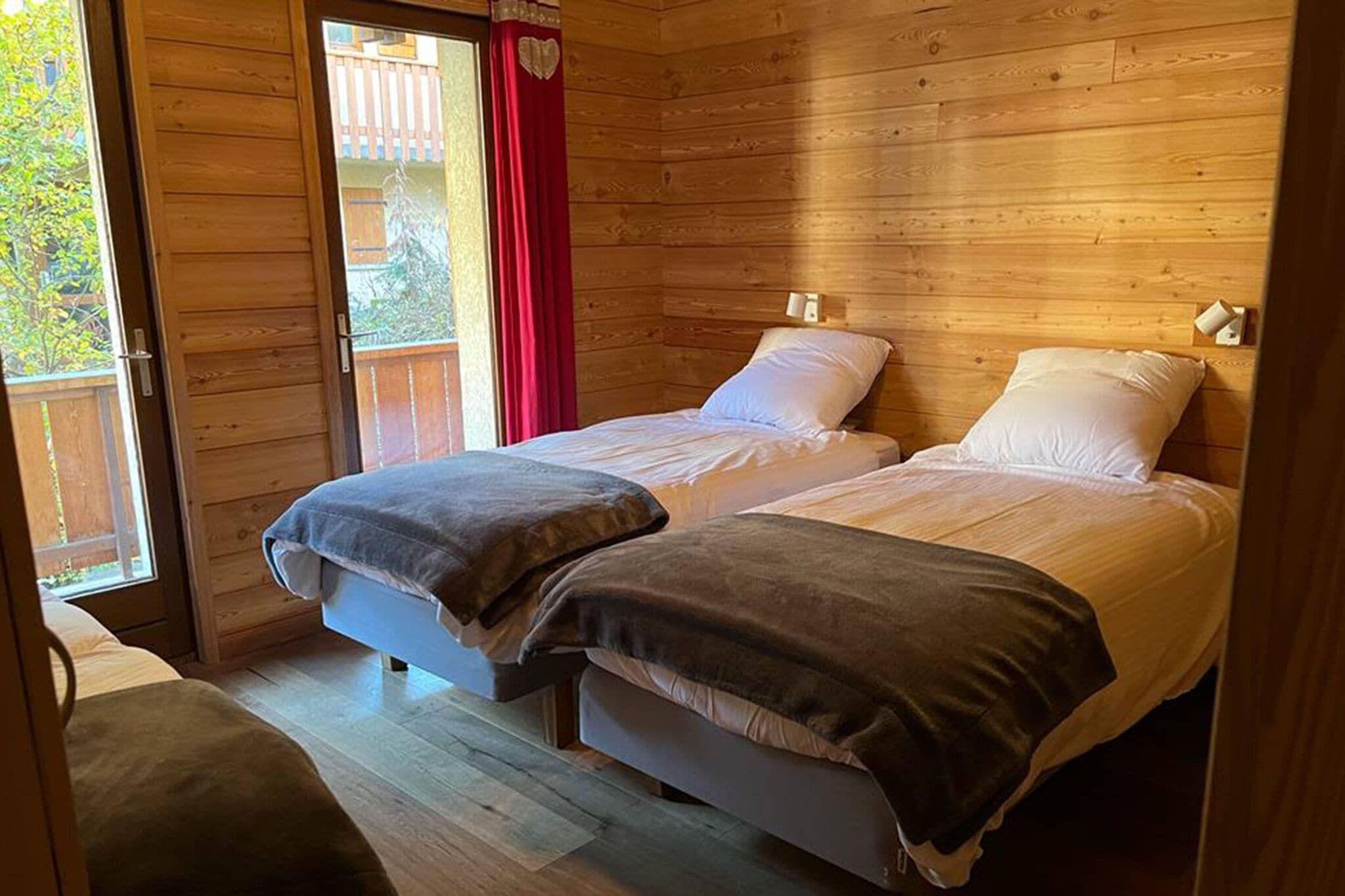 Ruim 16-persoons chalet met vijf slaapkamers in Les Deux Alpes