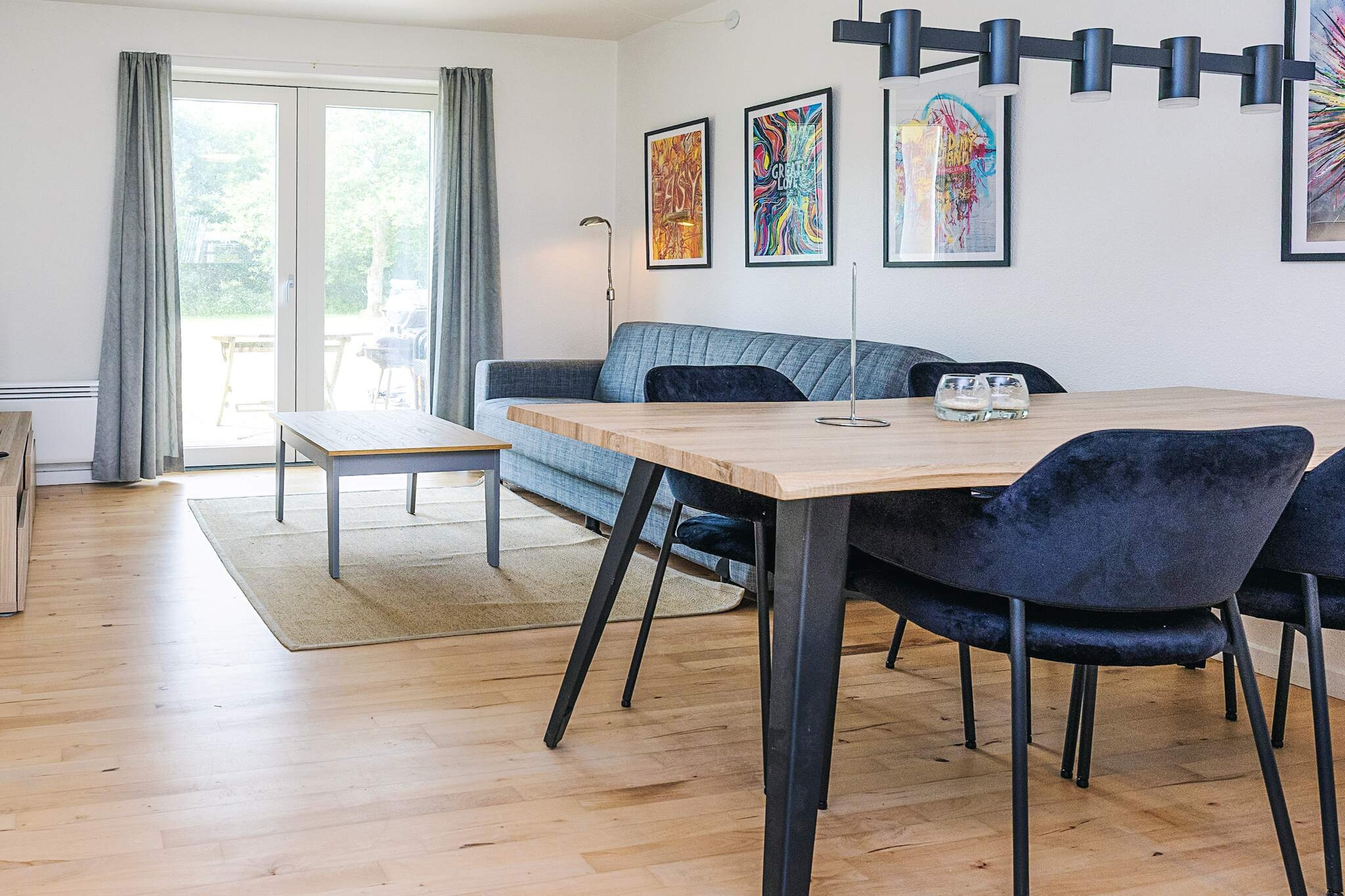 Hals Apartment ligt op 100 meter van het strand. - Binnen