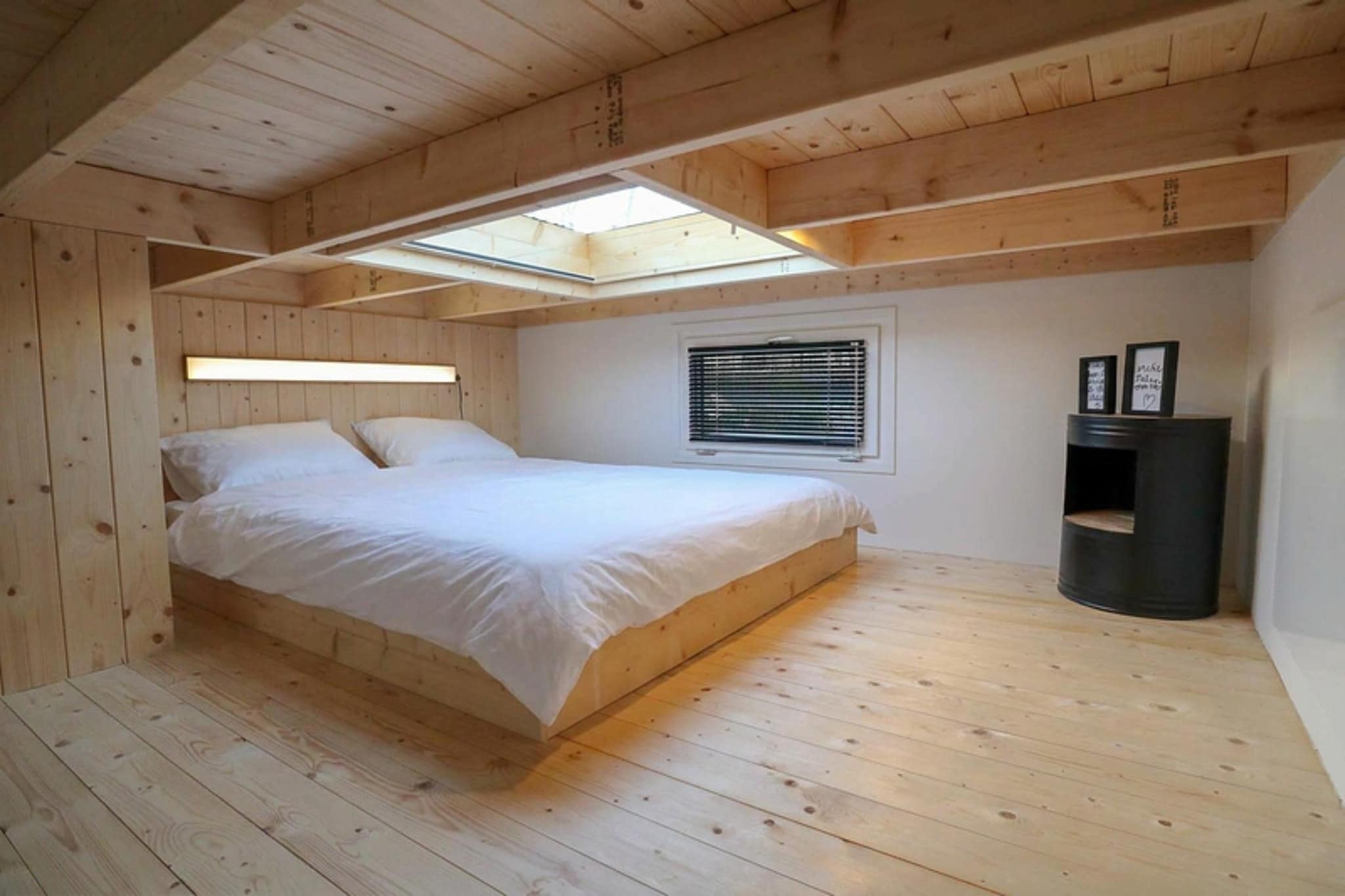 Bed Room
