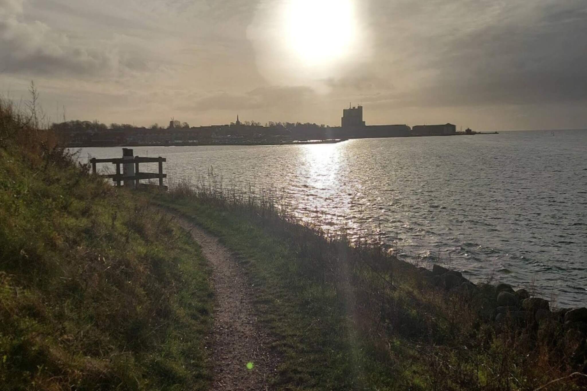 Maison de vacances pour 4 a Rudkøbing-By Traum-Vue sur l'eau