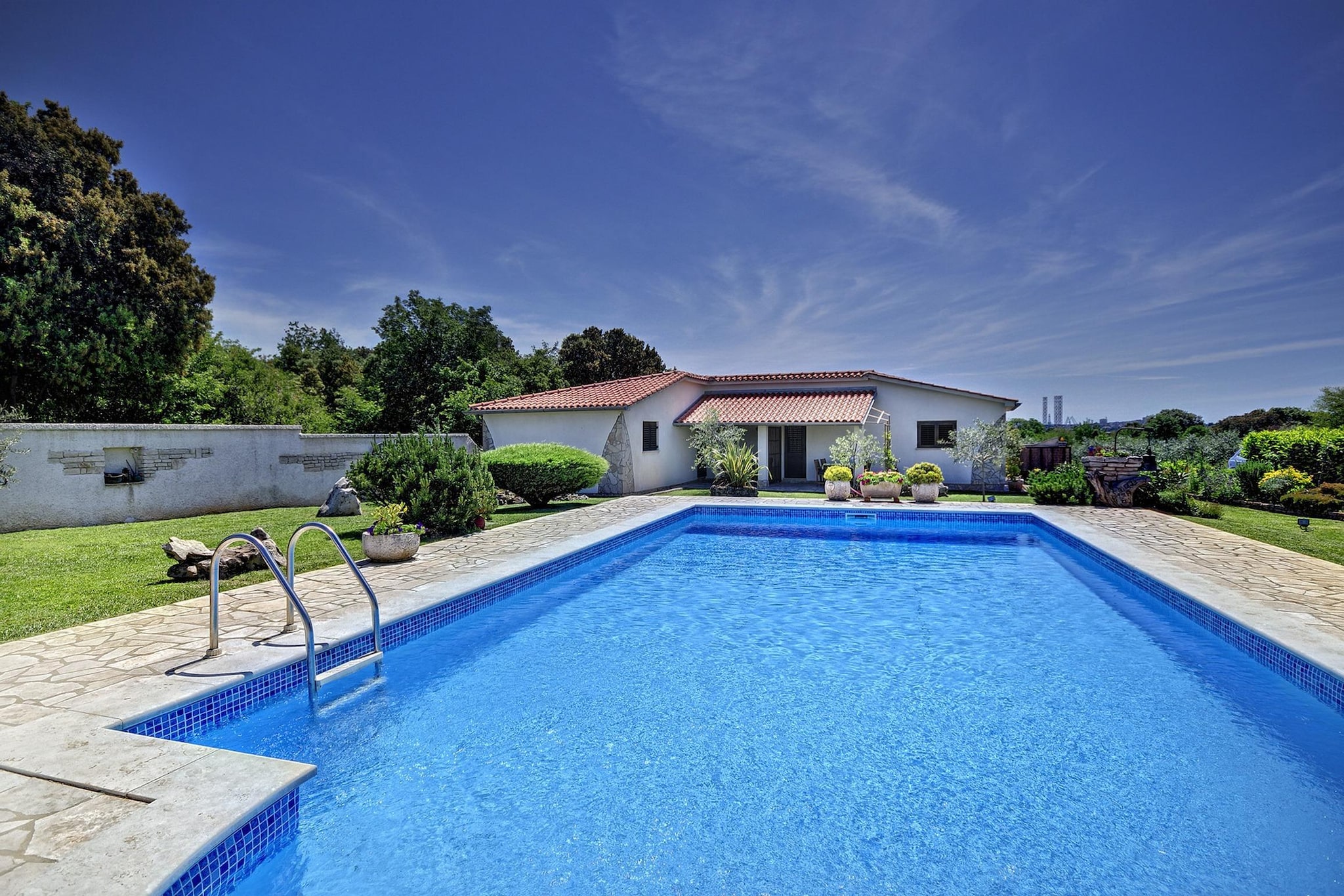 Apartment in Pula with Terrace