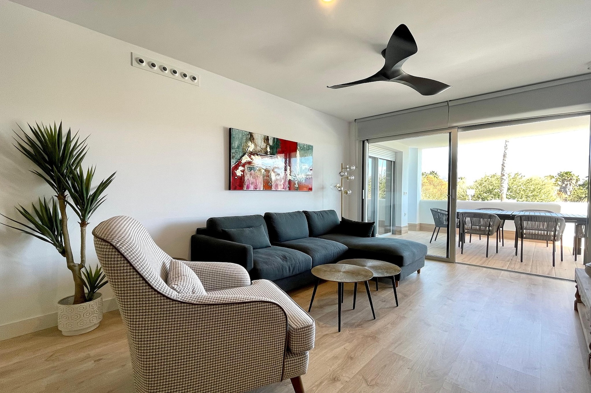 Welcome to your serene getaway on the Costa Tropical of Granada! This elegant apartment, nestled in an exclusive urbanization, is the perfect choice for sunseekers, families, or digital nomads looking to work in style. With sleek, modern décor and a spacious layout, the home features 3 cozy bedrooms, a fully equipped open kitchen, and a sunlit living room that opens to a private terrace—perfect for morning coffee or evening wine. Every detail has been designed for your comfort, from free Wi-Fi and air conditioning to a smart TV with streaming services and private parking.
Step outside and find yourself just 150 meters from Playa Motril, with Playa de Granada and Playa del PelaÃllo a short stroll away. Whether you're lounging on the sand or taking a sunset walk, the sea is always within reach. Nearby, savor Mediterranean cuisine at Hoyo 19 or explore the charming eateries of Salobreña and Almuñécar. For active travelers, Los Moriscos Golf is just 1 km away, and Punta del Santo offers breathtaking coastal views at sunset.
The gated complex includes saltwater pools (with a separate children’s area), lush shared gardens, a well-equipped gym, and outdoor play zones—offering both relaxation and recreation. Please note, pets are not allowed, ensuring a tranquil environment for all guests. Whether you're here for leisure or remote work, this apartment offers a high-end coastal experience with everything you need to feel at home.