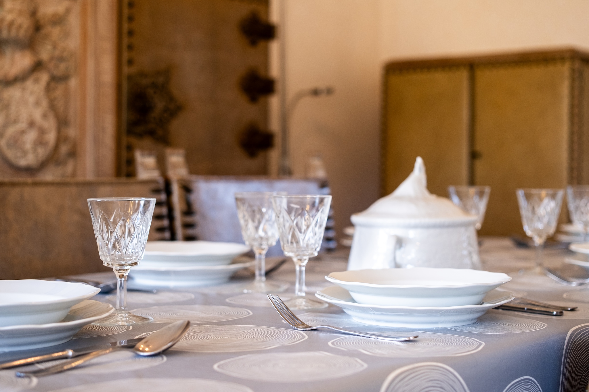 Tamalone-Dining room