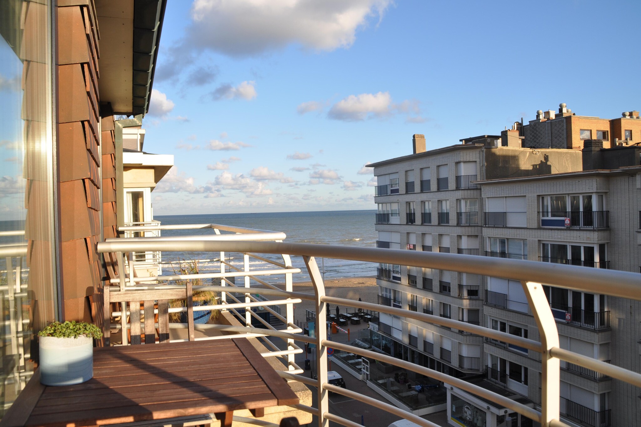 Studio in St-Idesbald with Sea View Balcony
