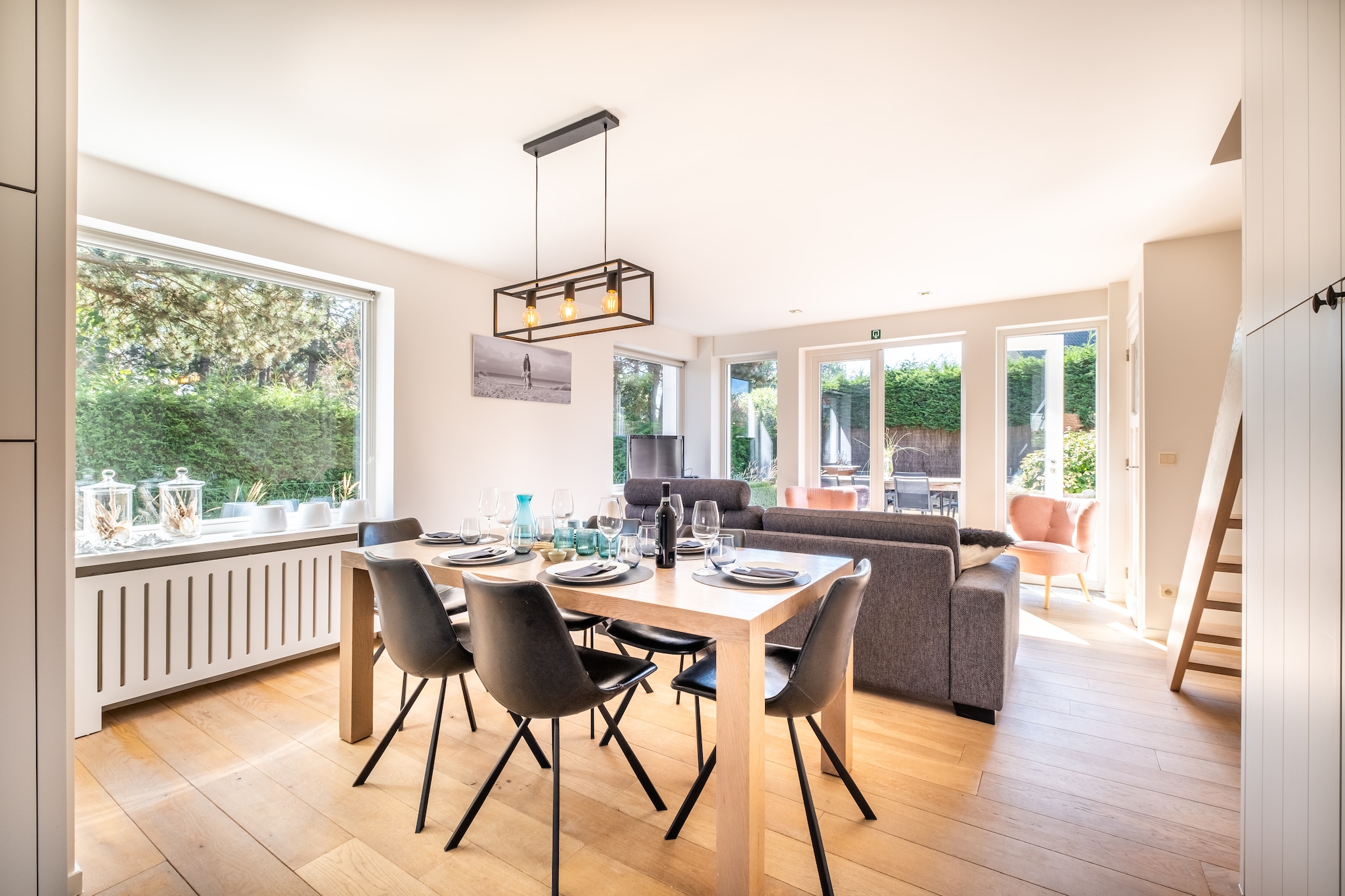 Villa by the Sea with Jacuzzi