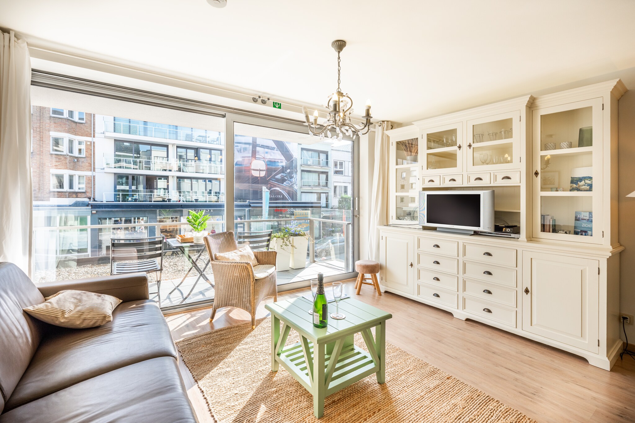 Seahouse 102-Living room