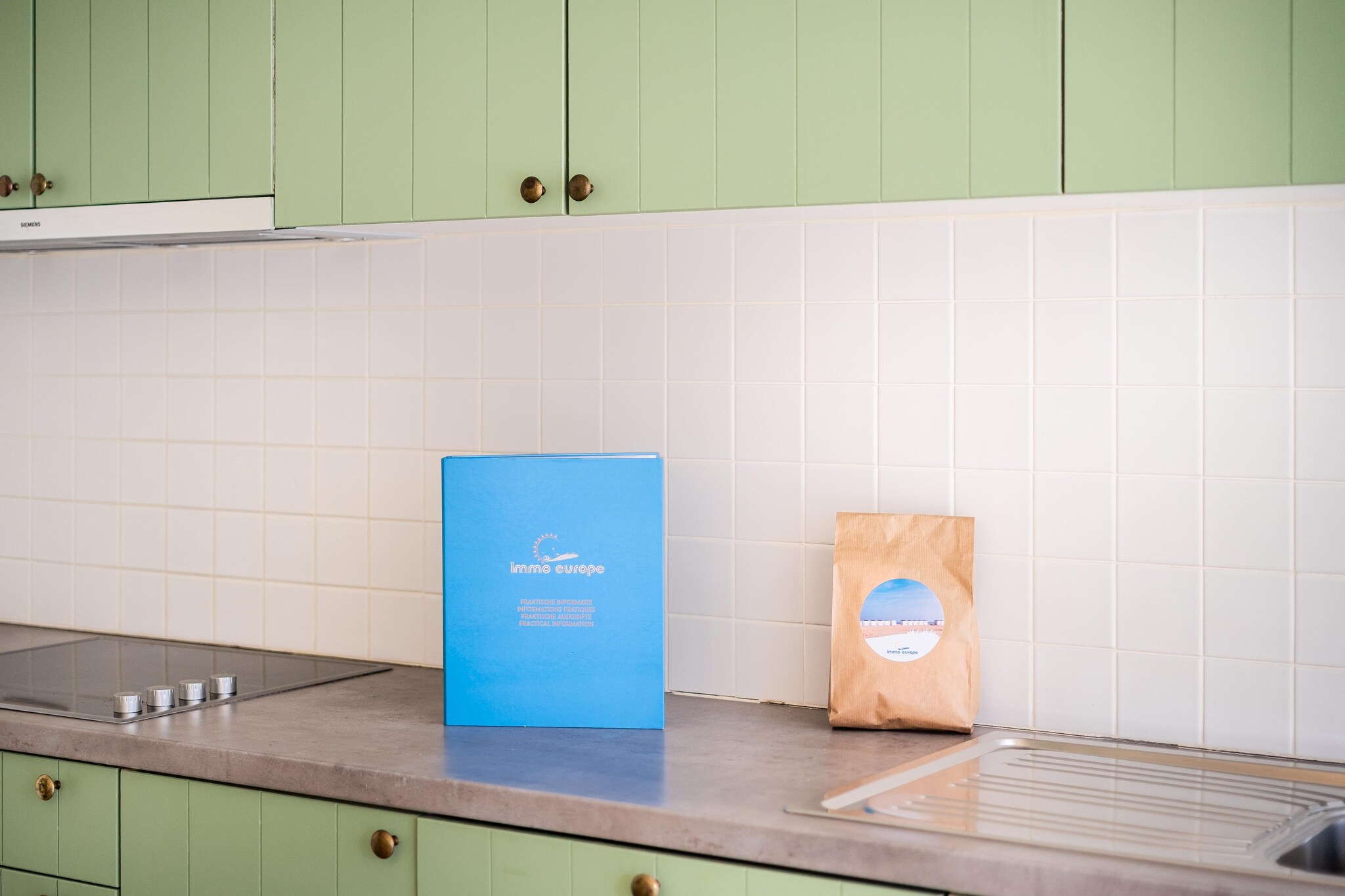 Seahouse 102-Kitchen