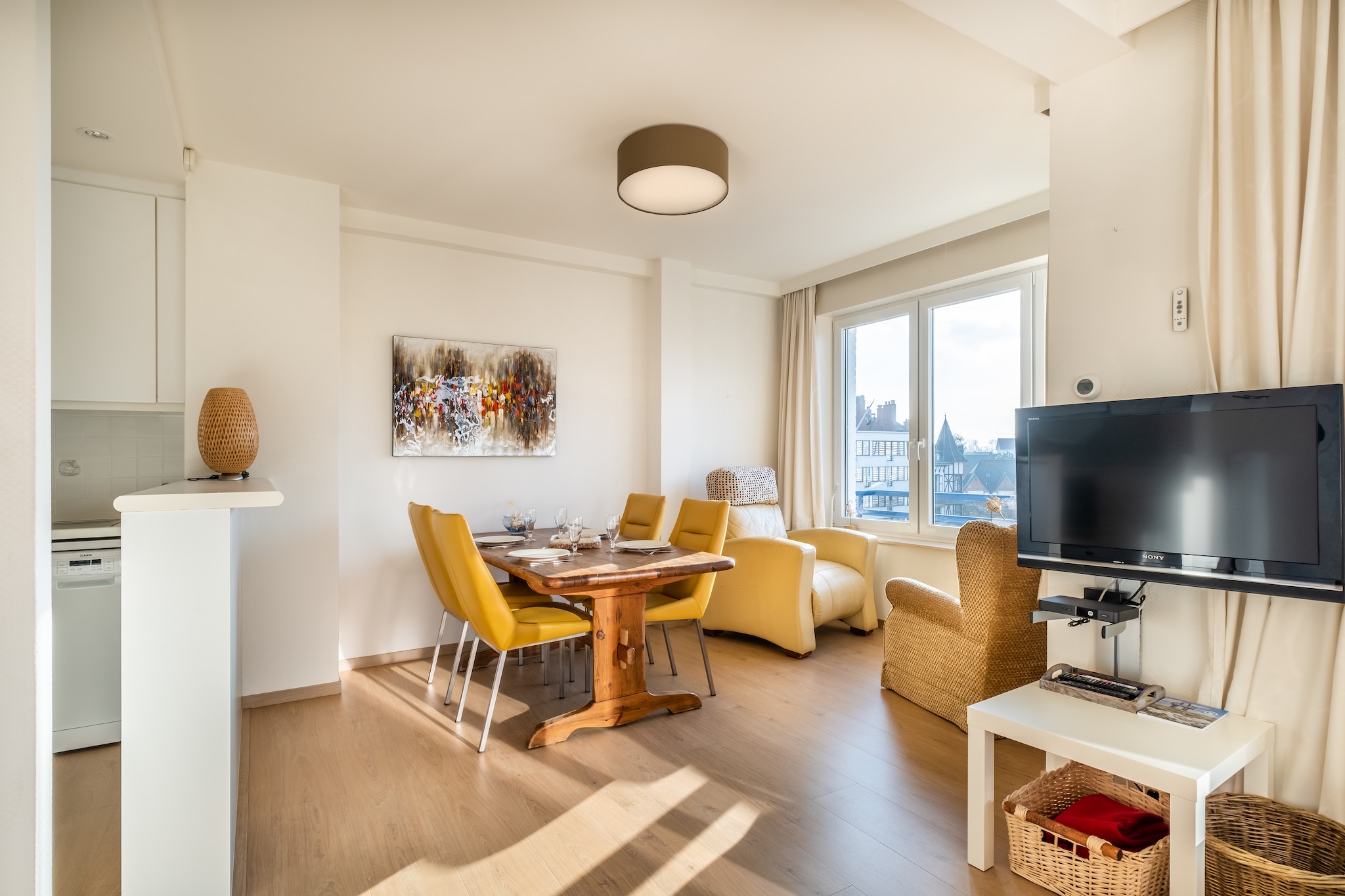 Apartment in Koksijde with Side Sea View