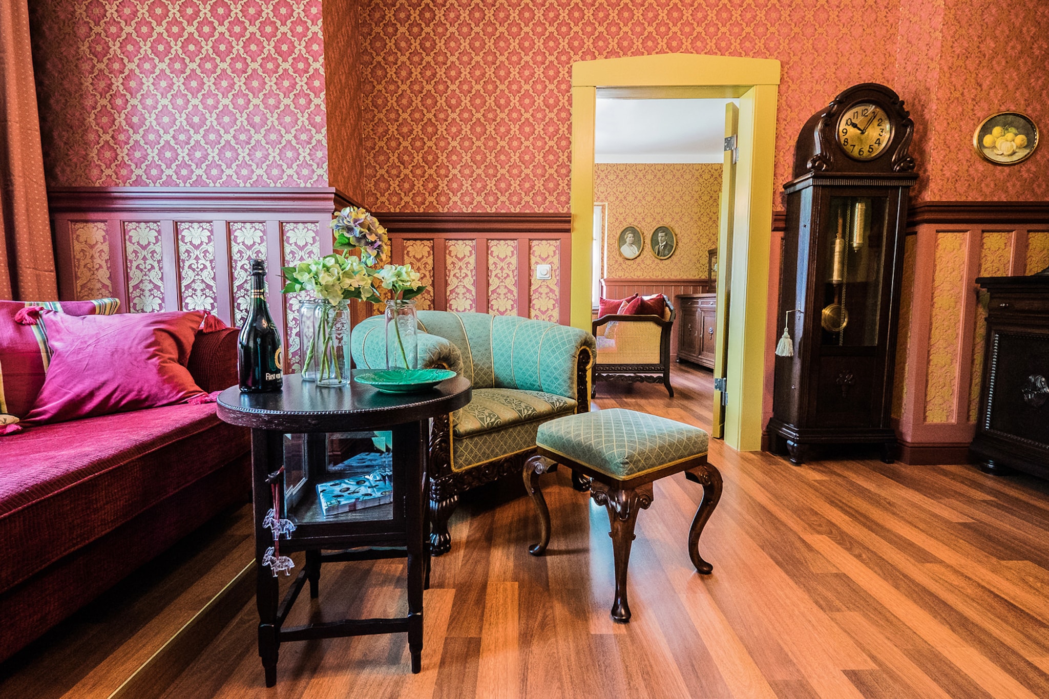 Experience timeless elegance in this 1910-built apartment in Gernrode, ideal for families up to five. Surrounded by forest and a nearby lake, the home blends charm with convenience. Inside, you'll find two character-filled rooms, a lavish dining area for eight, spring box beds, and a balcony perfect for savoring local wine.
Step outside and you're within reach of endless excursions—horse riding, watersports, tennis, and the region’s historical gems like castles, mines, and Germany’s largest cuckoo clock. Enjoy vibrant nightlife just 100 meters away, and admire the Romanesque church and award-winning café across the street.
With public transport at 200 meters and the train station just 1 km away, getting around is a breeze. Onsite parking, a bathtub, and cozy furnishings round out a relaxing and culturally rich escape in Saxony-Anhalt.