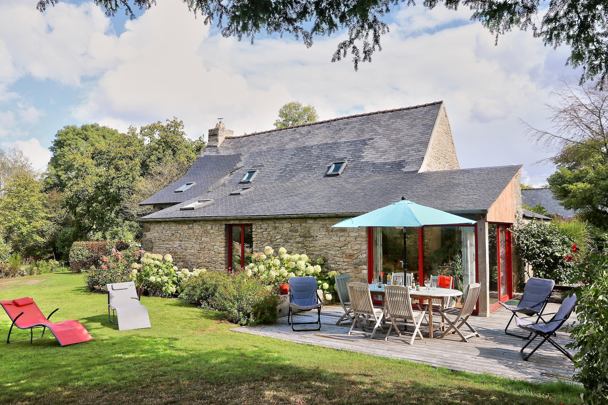 Exterior Summer