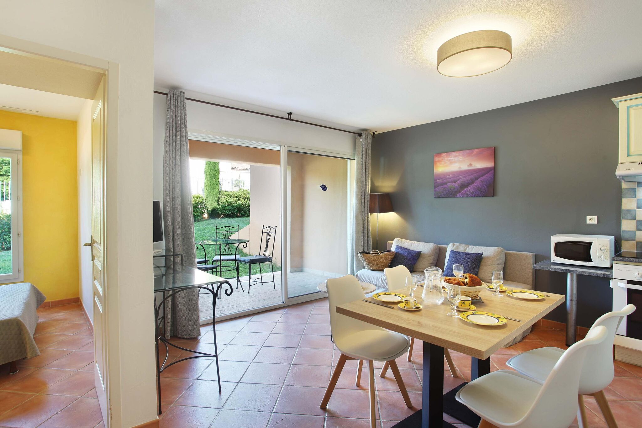 Schöne Wohnung mit Geschirrspüler in Gréoux-les-Bains