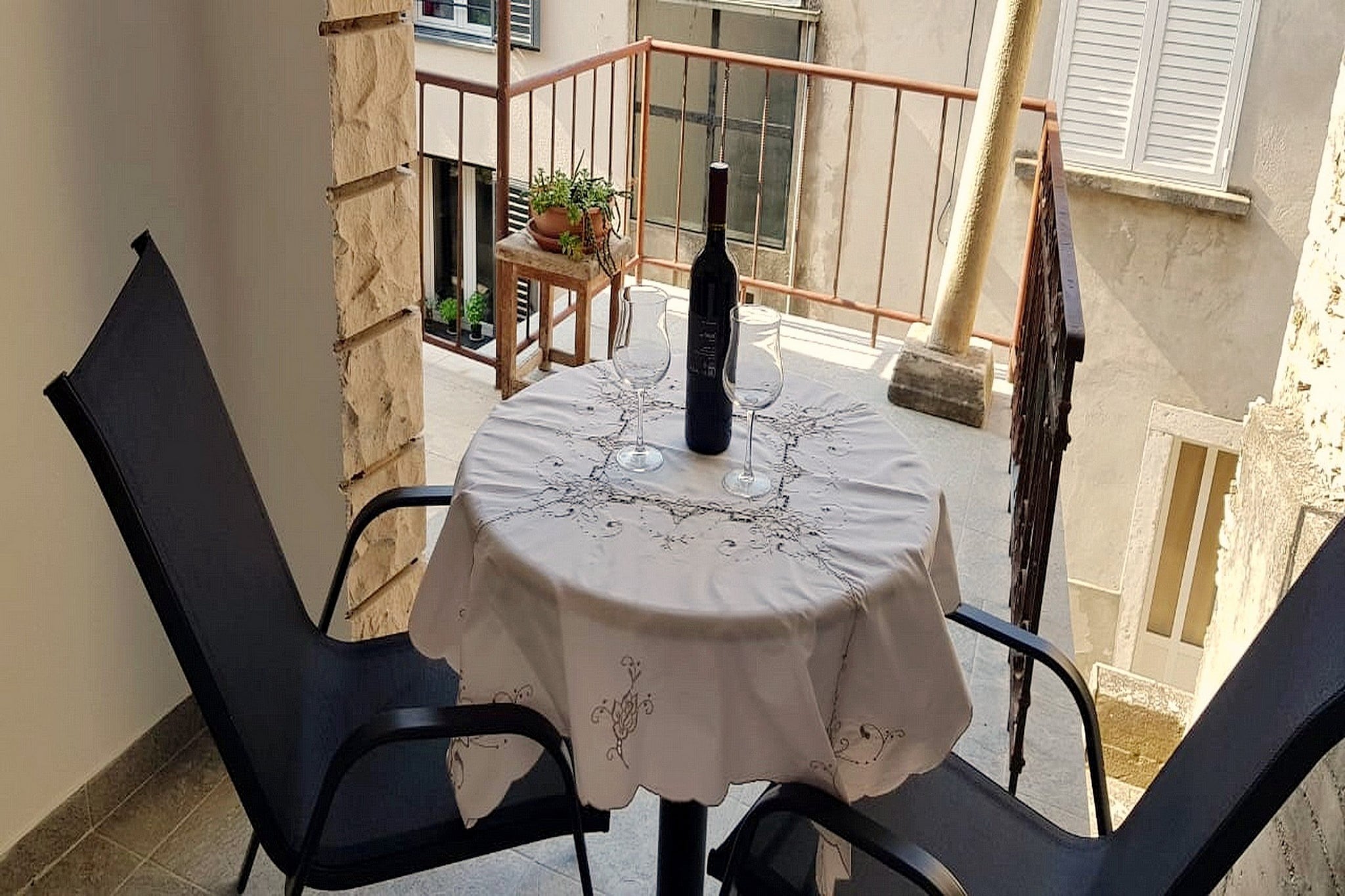 Studio Joković - Studio Apartment with Terrace and City View-Extérieur