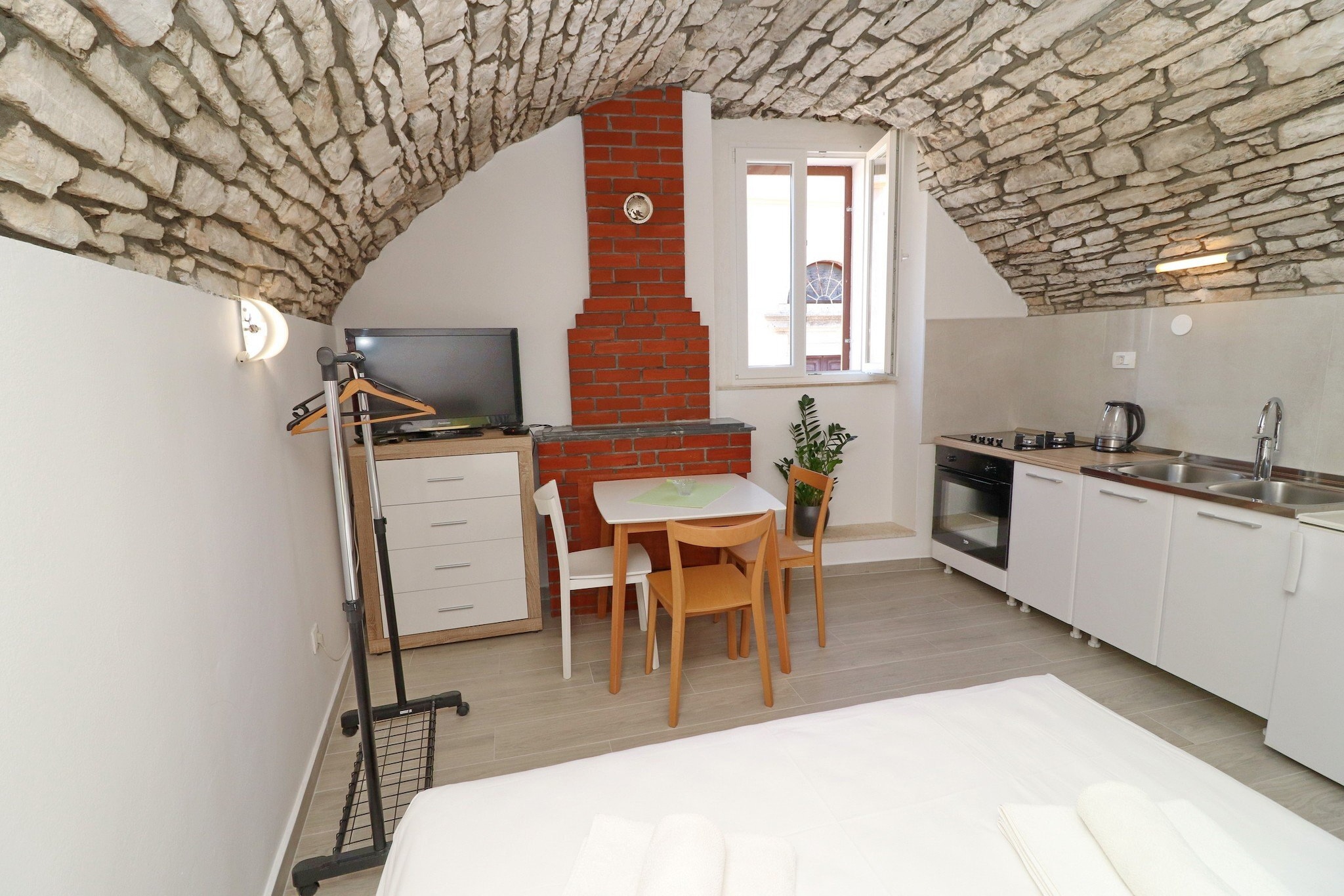 Studio Joković - Studio Apartment with Terrace and City View-Intérieur