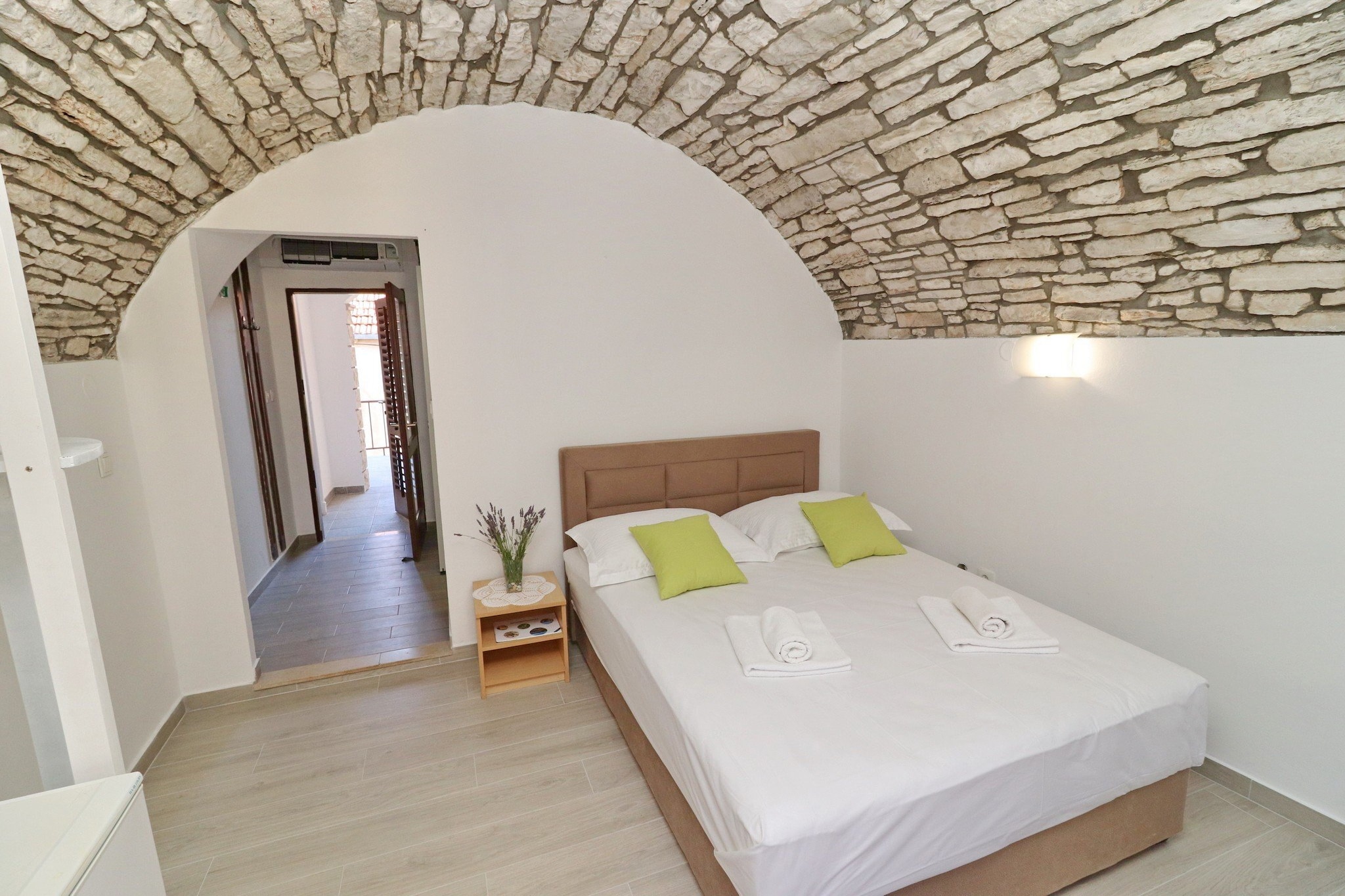 Studio Joković - Studio Apartment with Terrace and City View-Intérieur