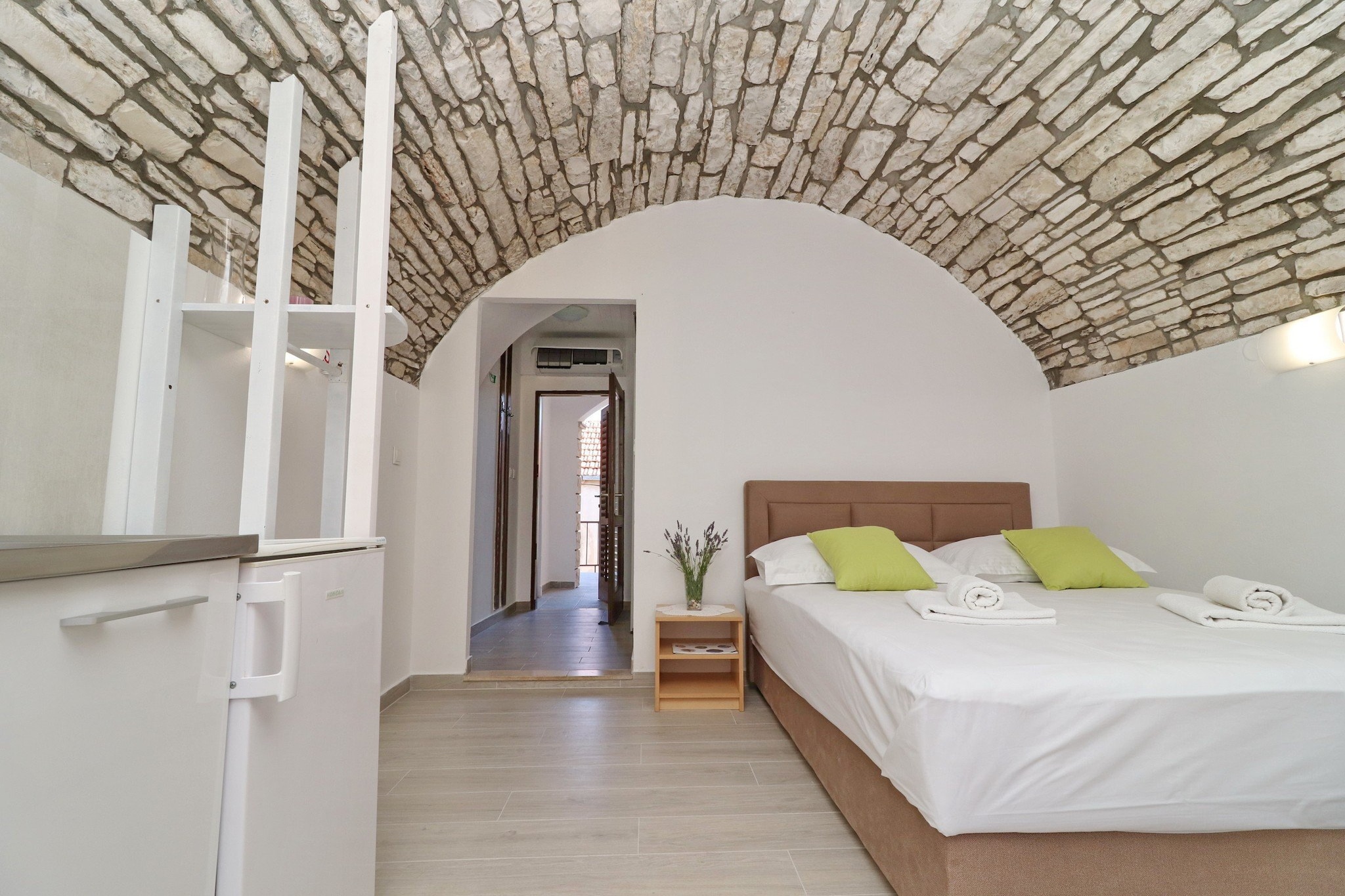Studio Joković - Studio Apartment with Terrace and City View-Intérieur