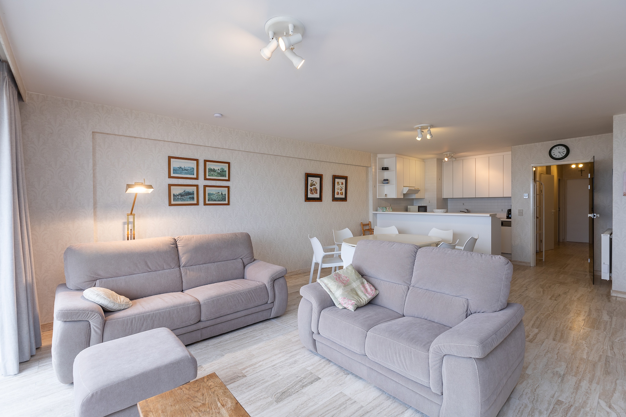 Charming apartment with sea view