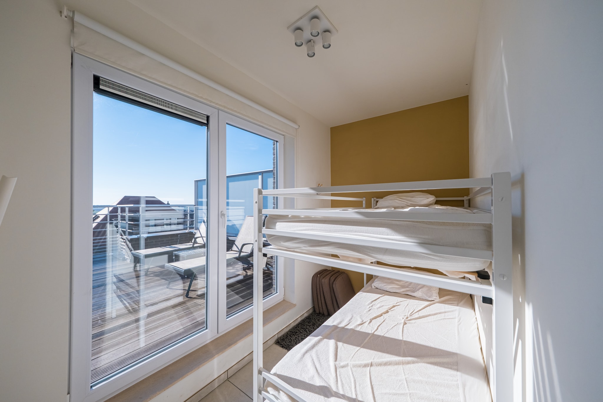 Exclusive penthouse with 2 sunny terraces