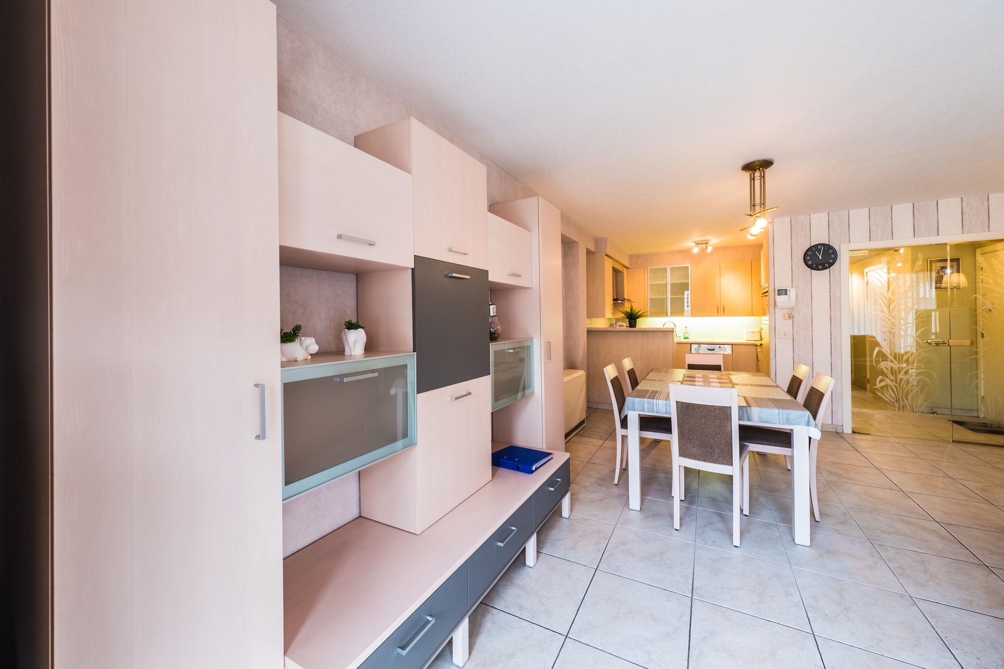 Apartment with 2 bedrooms and large terrace