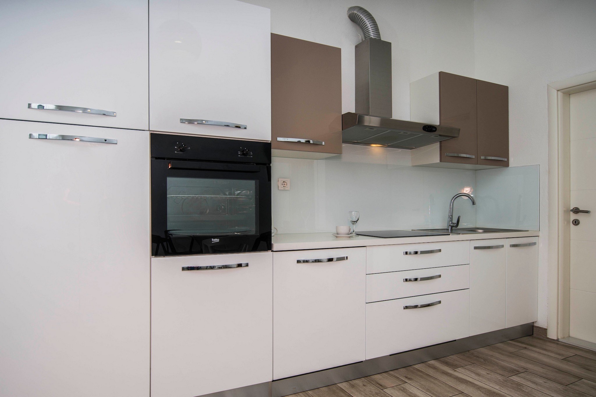 Holiday Home Relax -  One Bedroom Holiday Home with Hot Tub