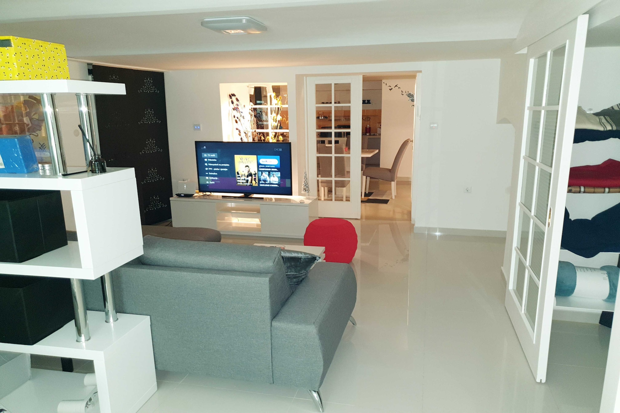 Apartment Vinko, Center - Two Bedroom Apartment with Shared Terrace