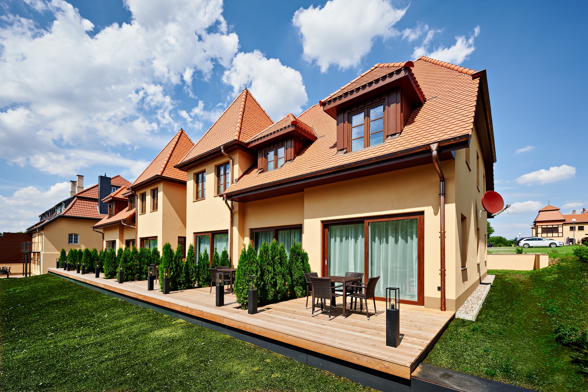 Exterior Summer