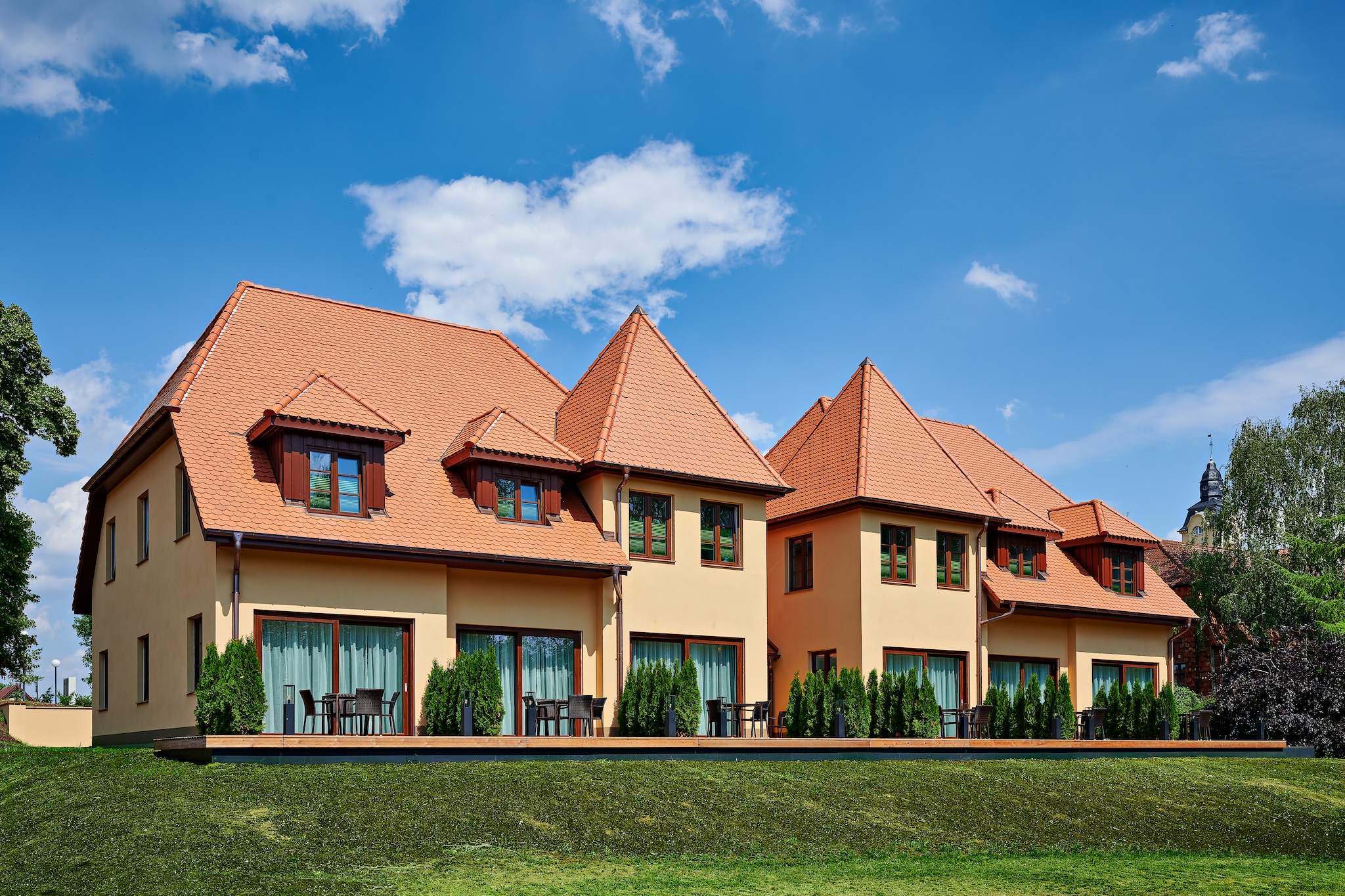 Exterior Summer